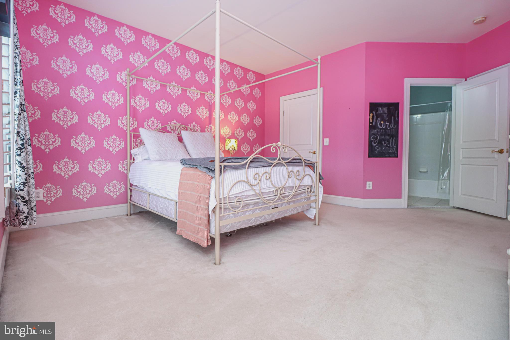 CEDAR CREST - Residential