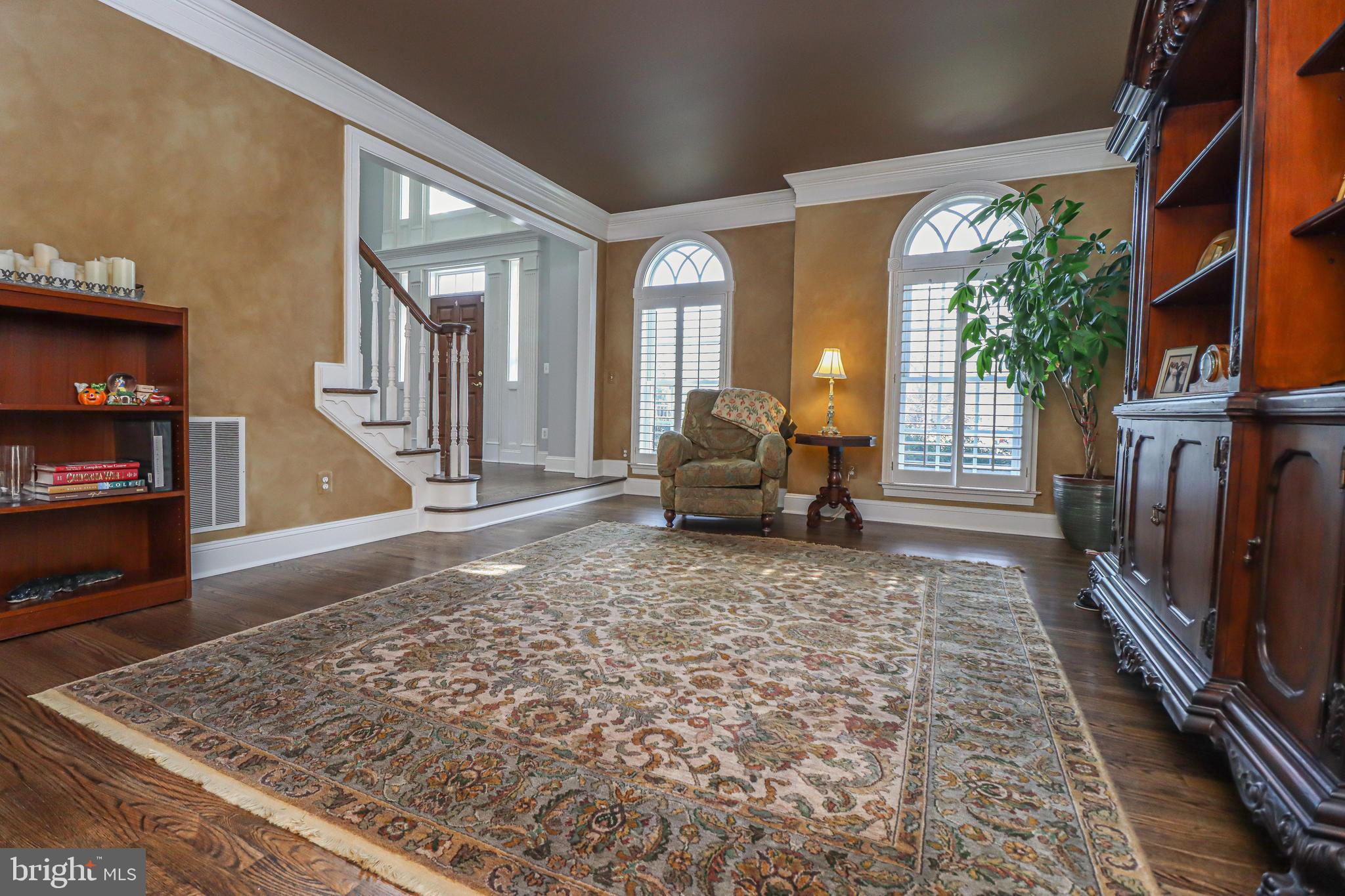 CEDAR CREST - Residential