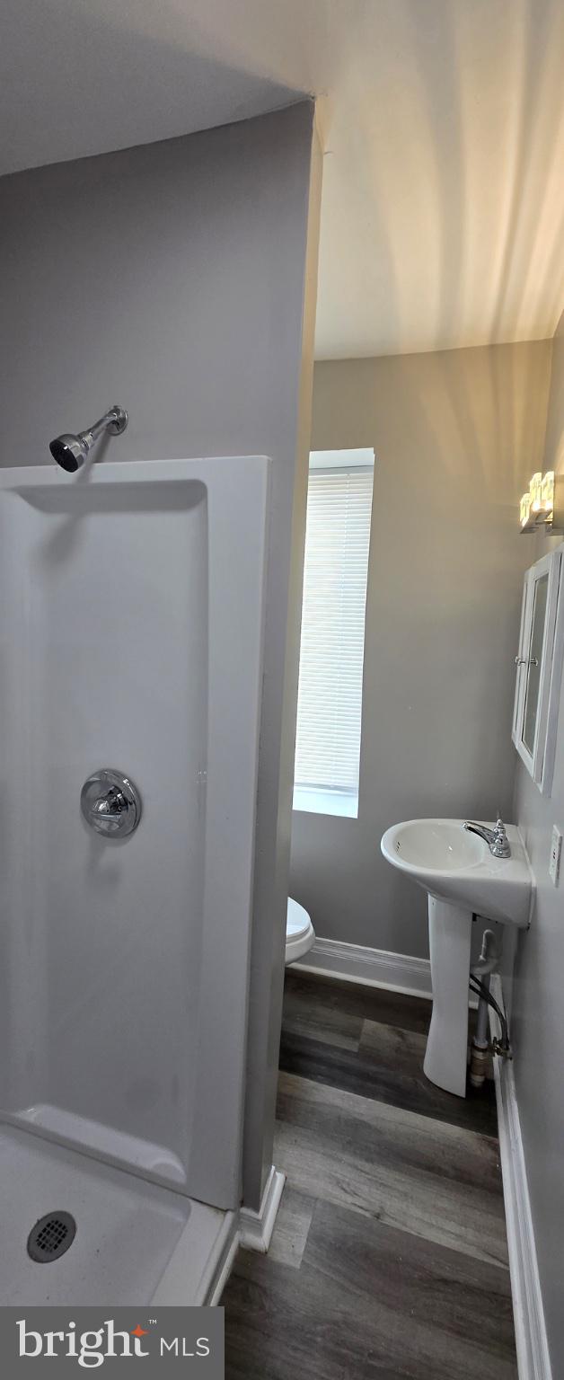 ROXBOROUGH - Residential