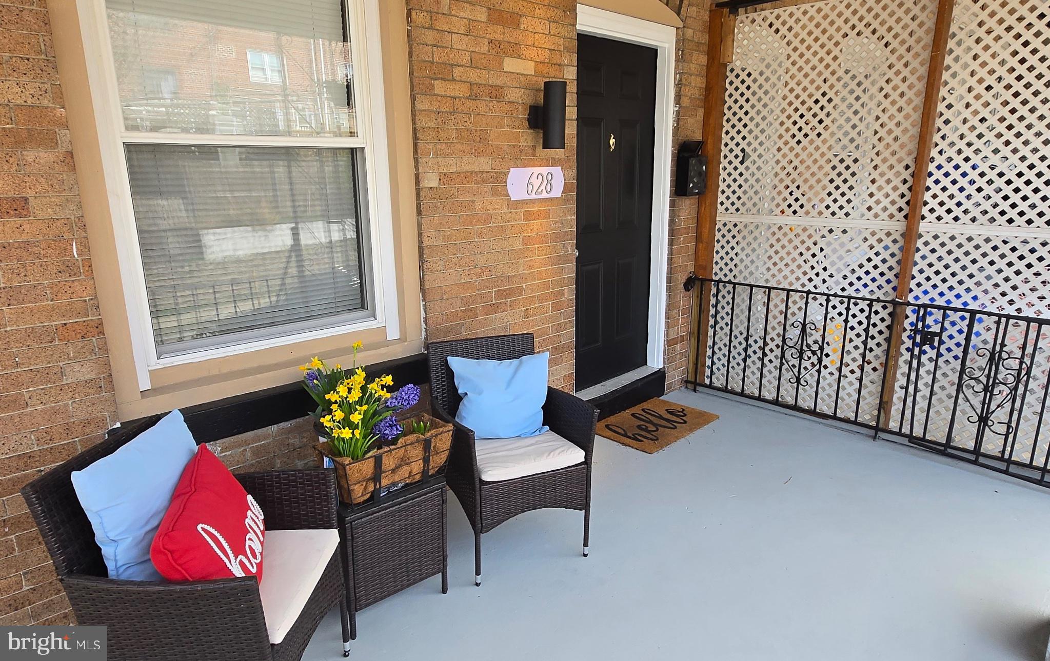 ROXBOROUGH - Residential