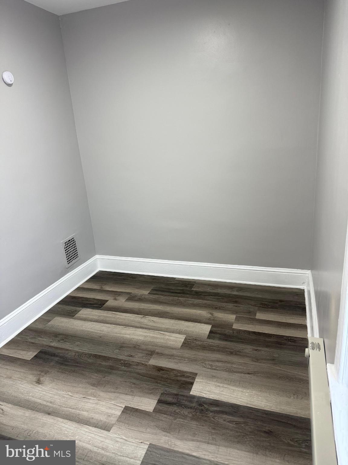 ROXBOROUGH - Residential