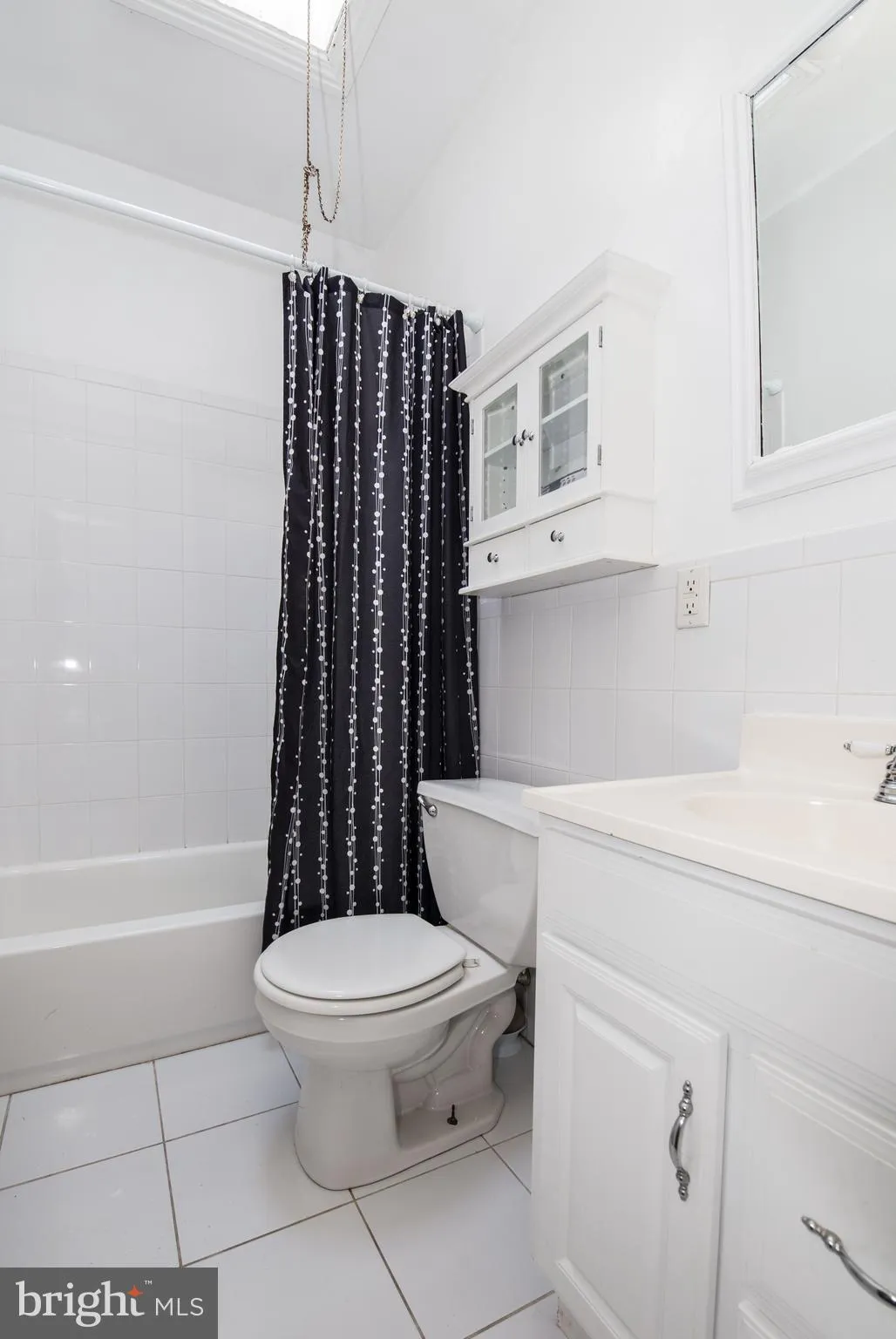 Philadelphia, Pennsylvania 19130, United States, 2 Bedrooms Bedrooms, ,1 BathroomBathrooms,Residential,Active,87778