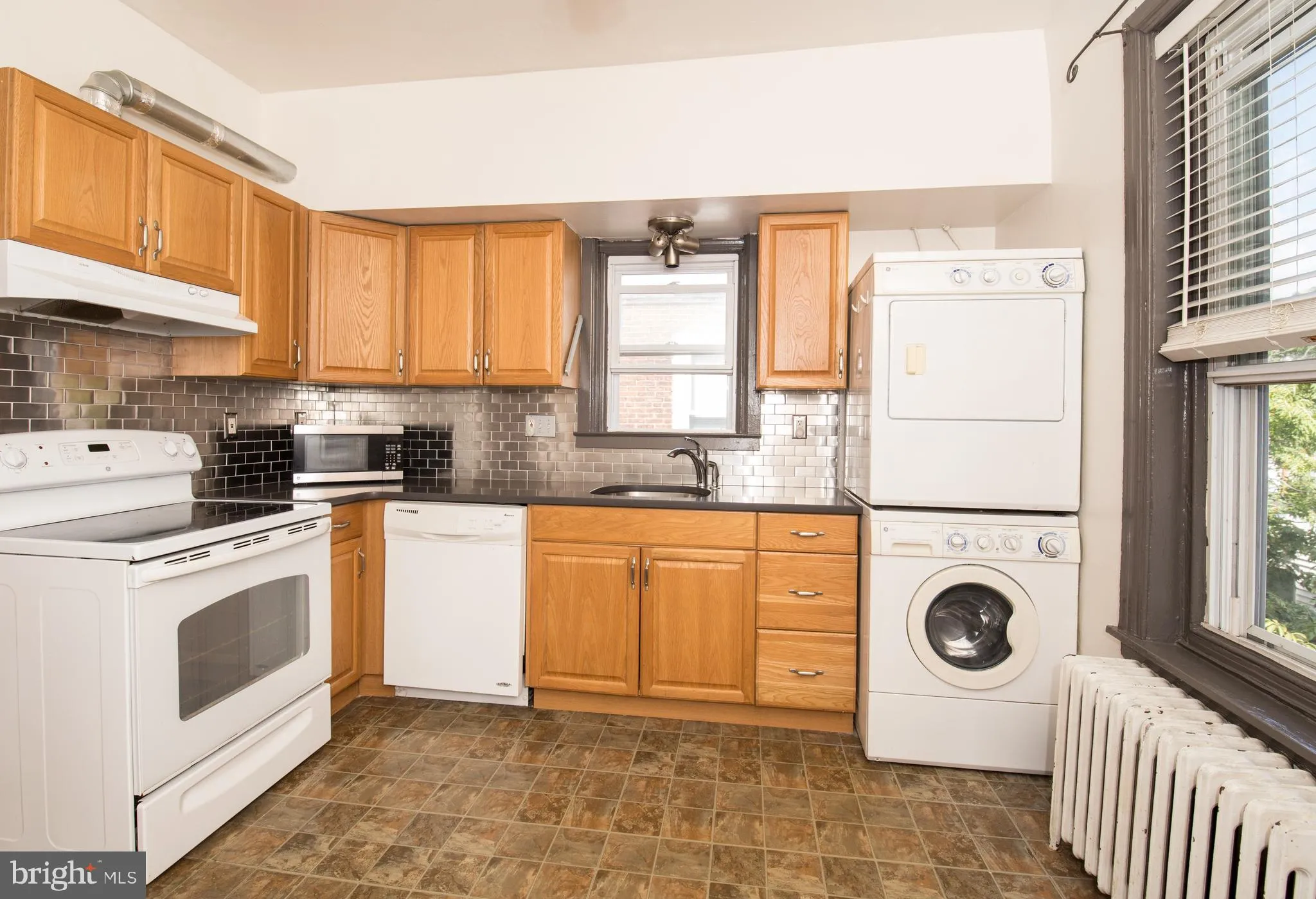 Philadelphia, Pennsylvania 19130, United States, 2 Bedrooms Bedrooms, ,1 BathroomBathrooms,Residential,Active,87778