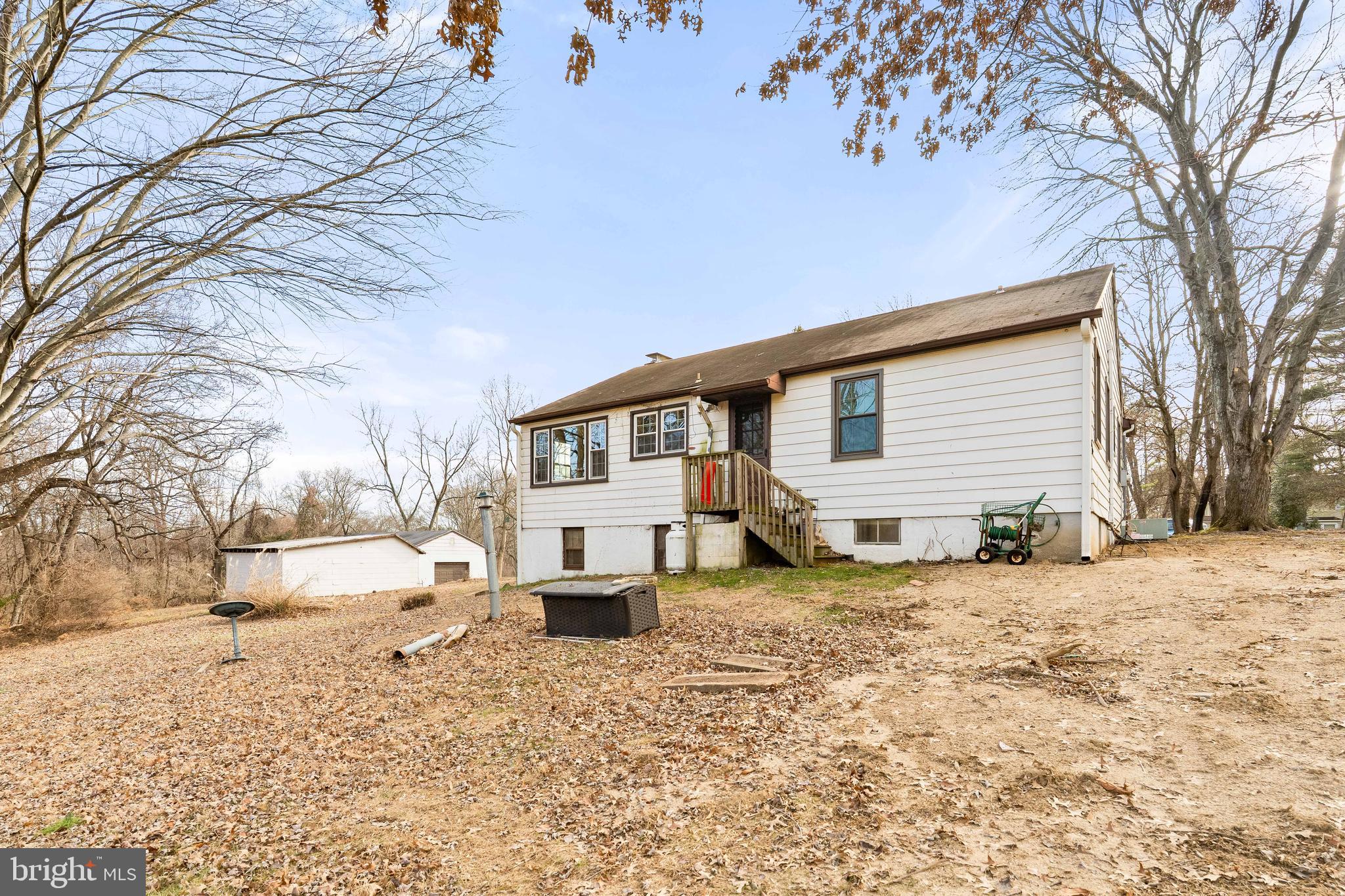 711 LITTLE EGYPT ROAD