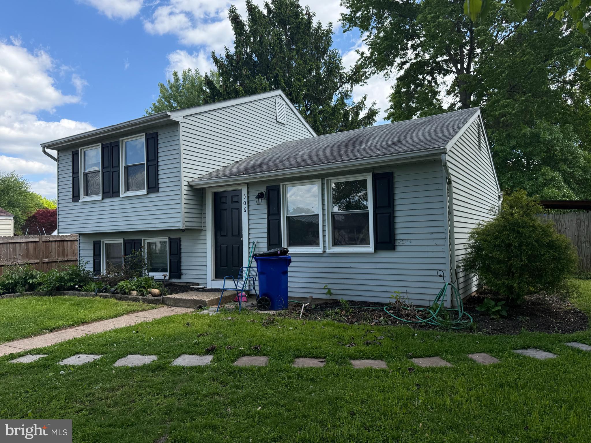 HILLCREST ORCHARDS - Residential