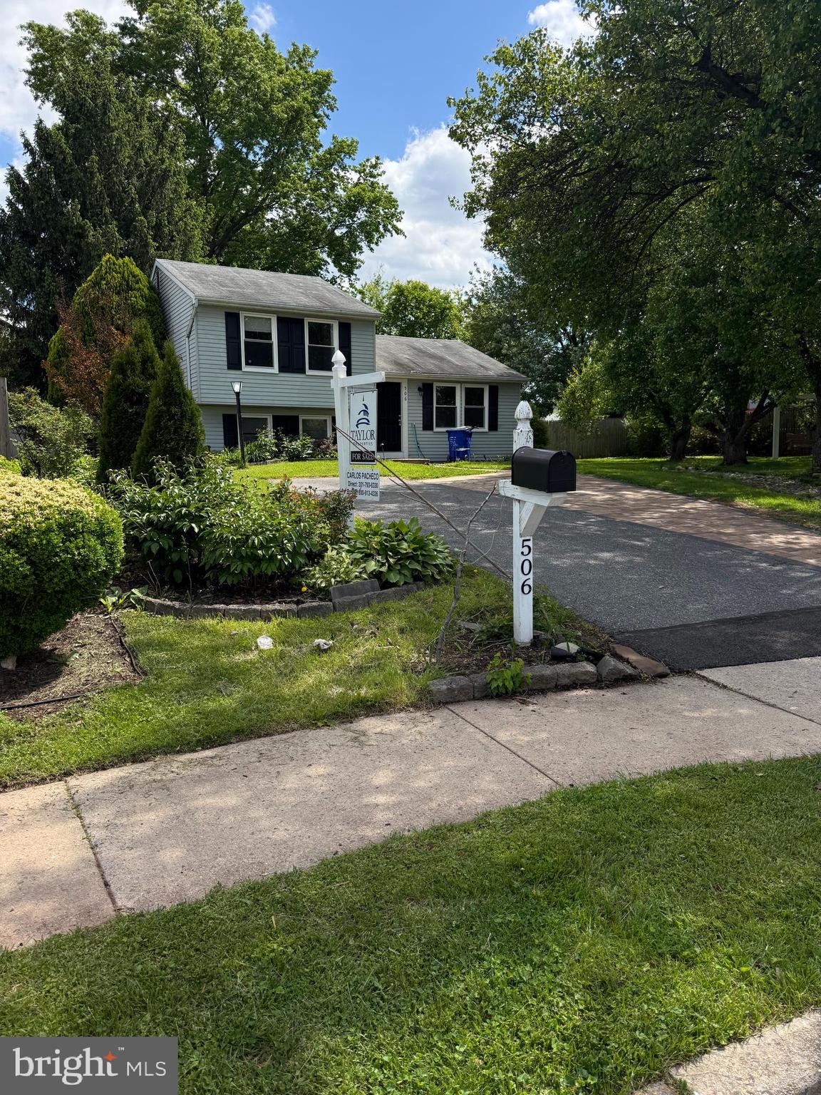 HILLCREST ORCHARDS - Residential