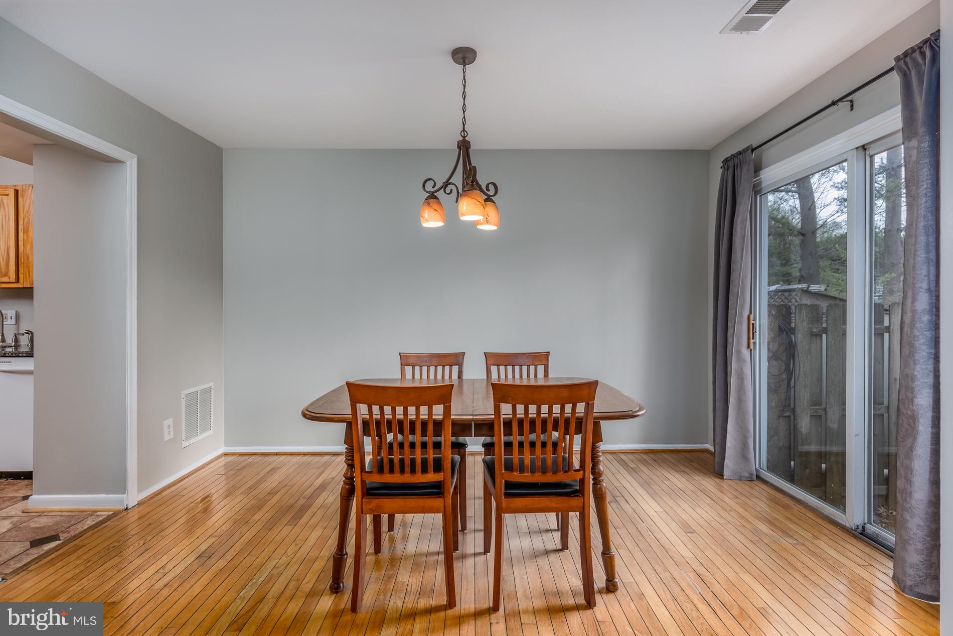 LAKE BRADDOCK - Residential