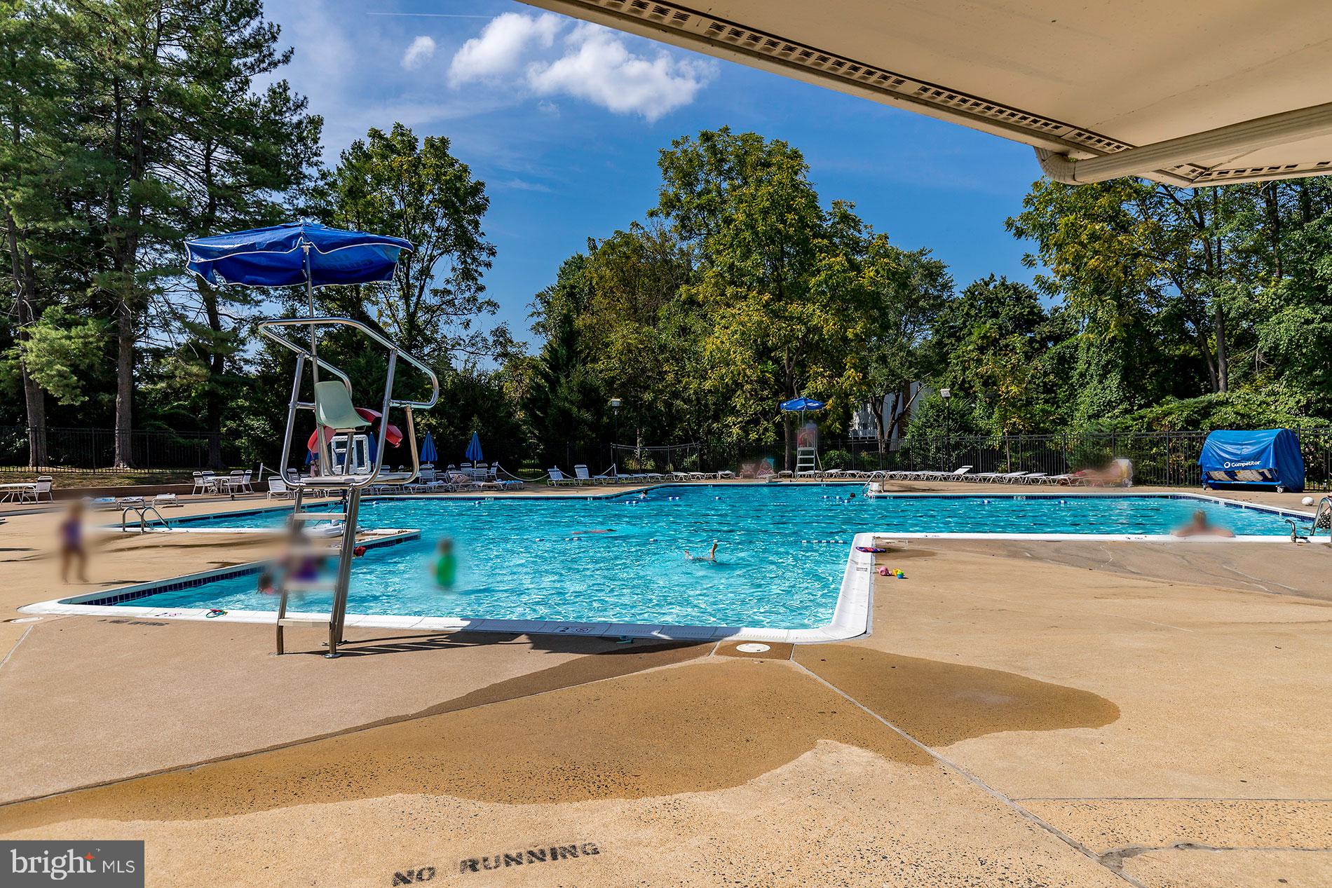 LAKE BRADDOCK - Residential