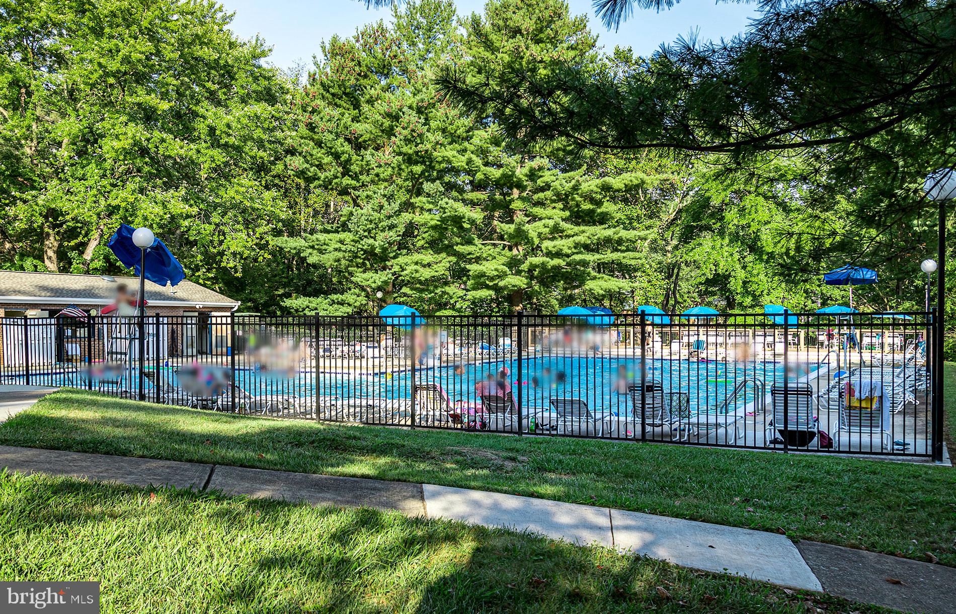 LAKE BRADDOCK - Residential