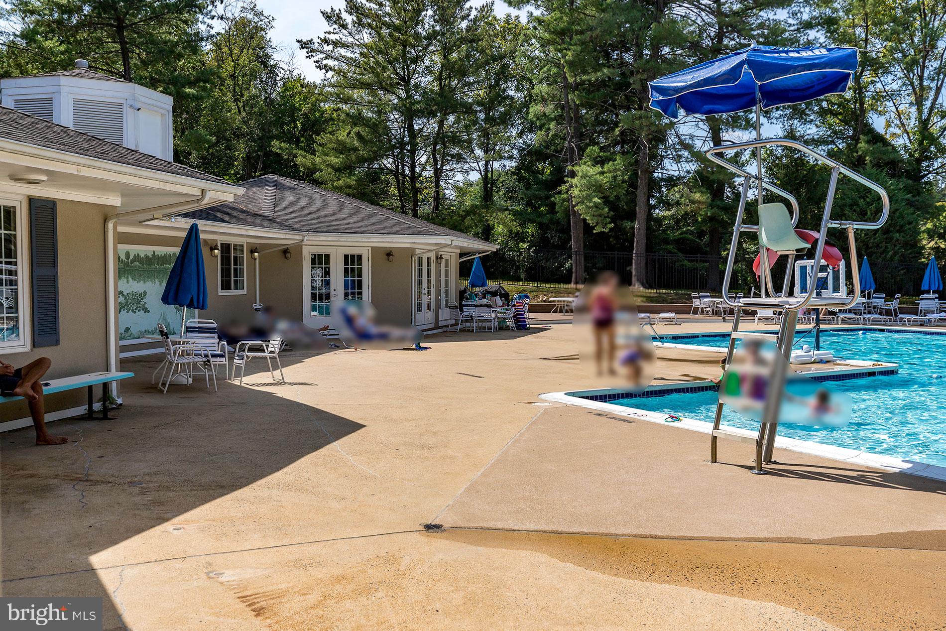 LAKE BRADDOCK - Residential