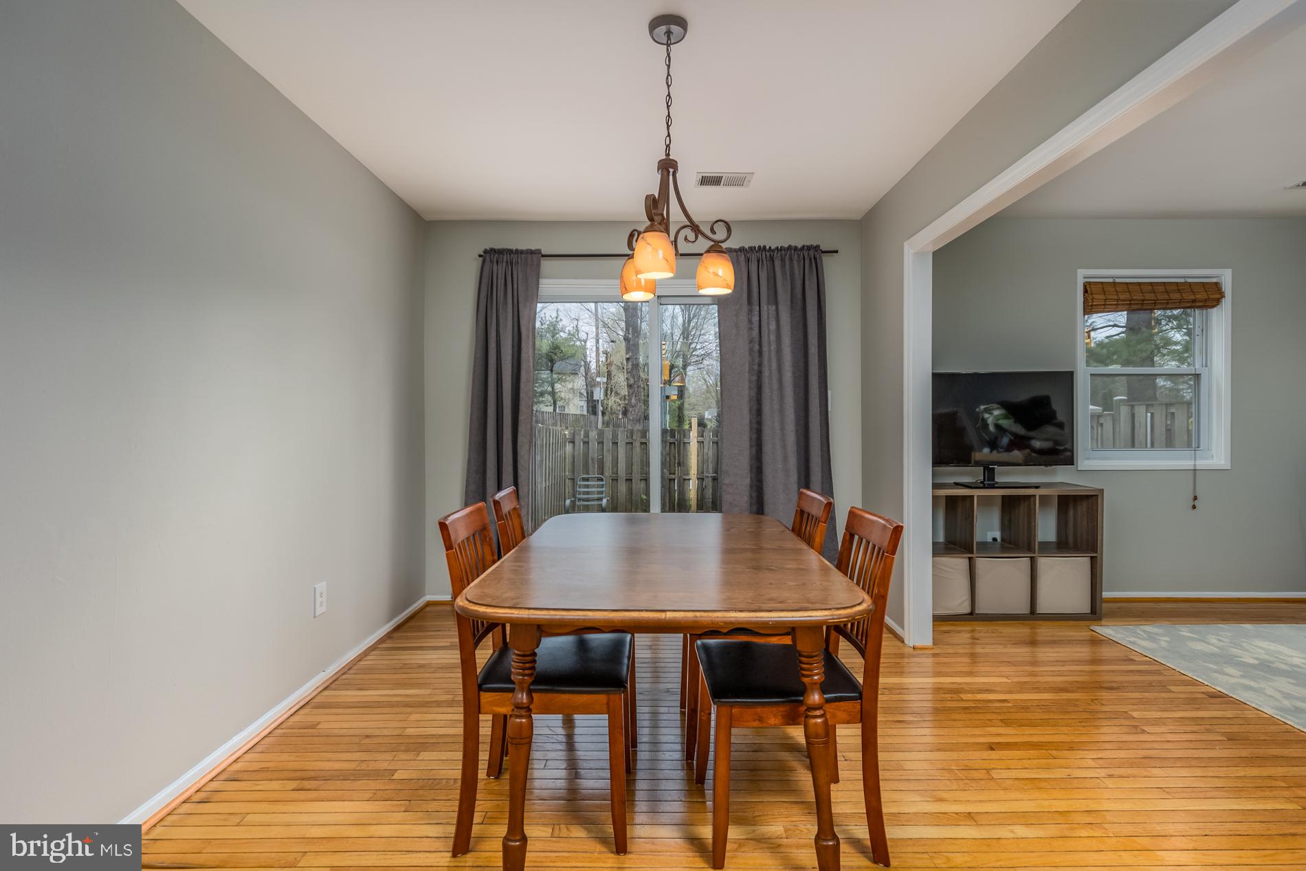 LAKE BRADDOCK - Residential