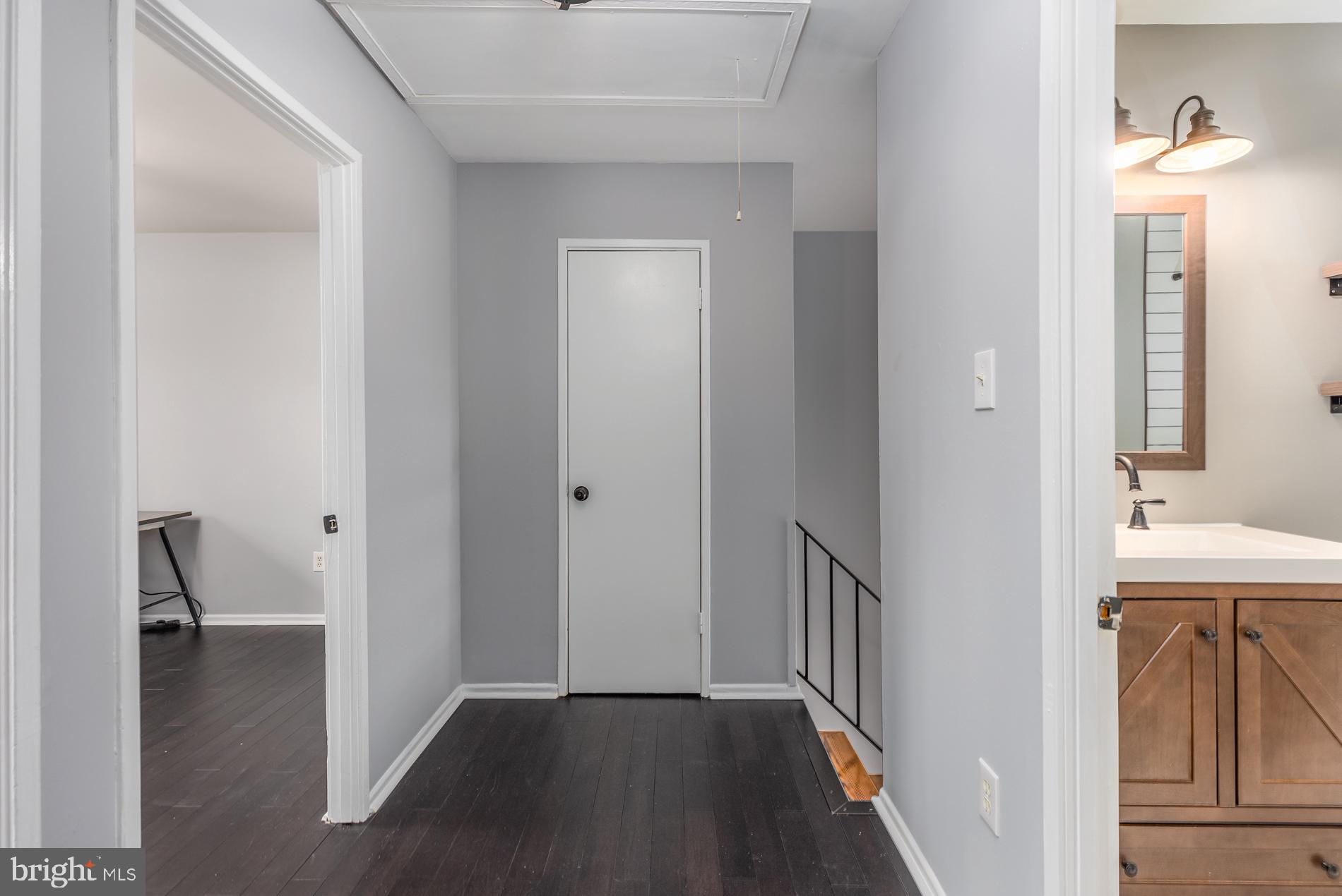 LAKE BRADDOCK - Residential