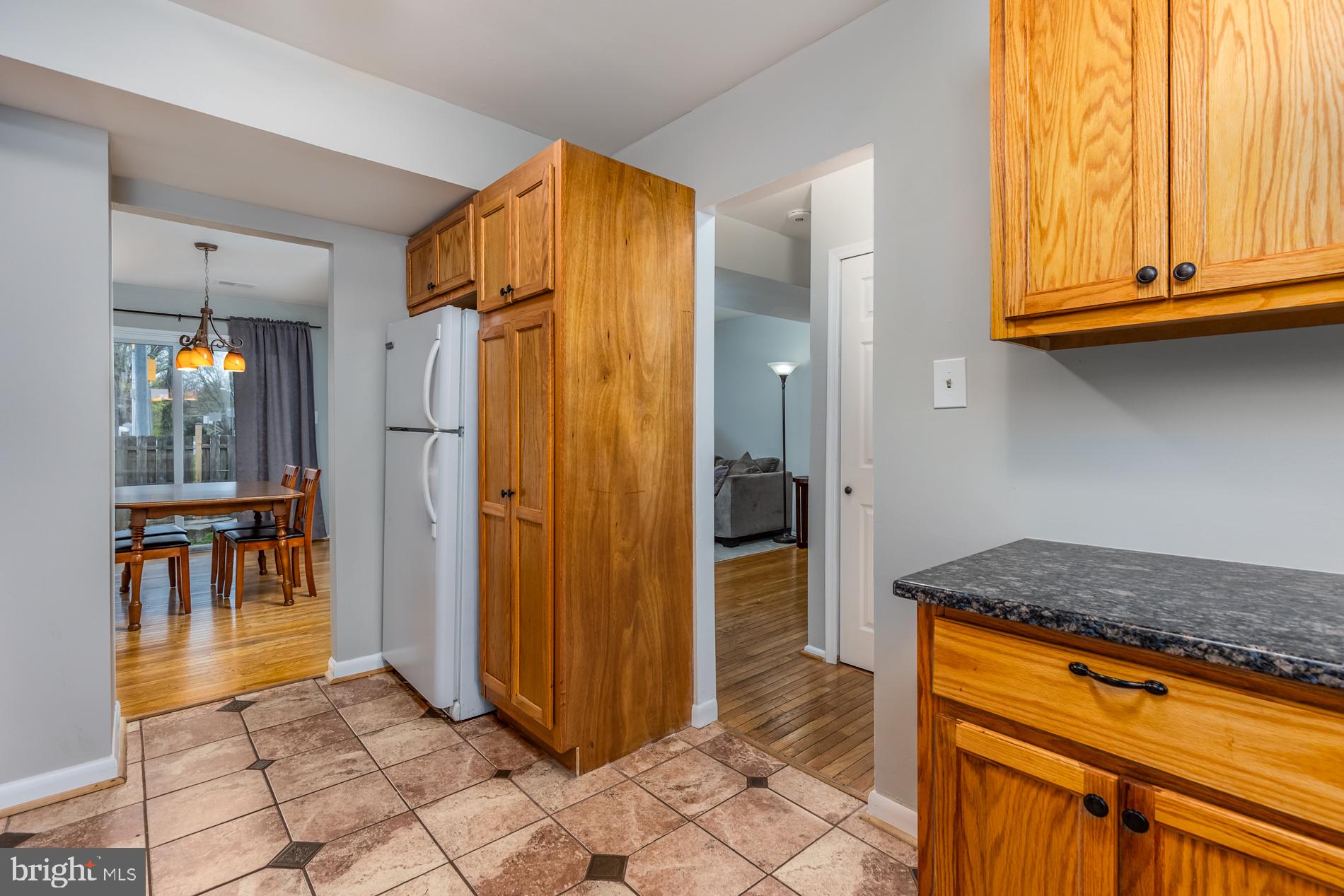 LAKE BRADDOCK - Residential