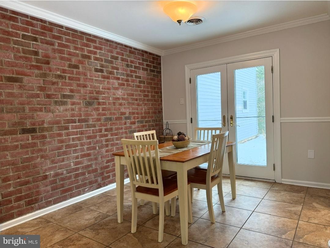 YARDLEY COMMONS - Residential