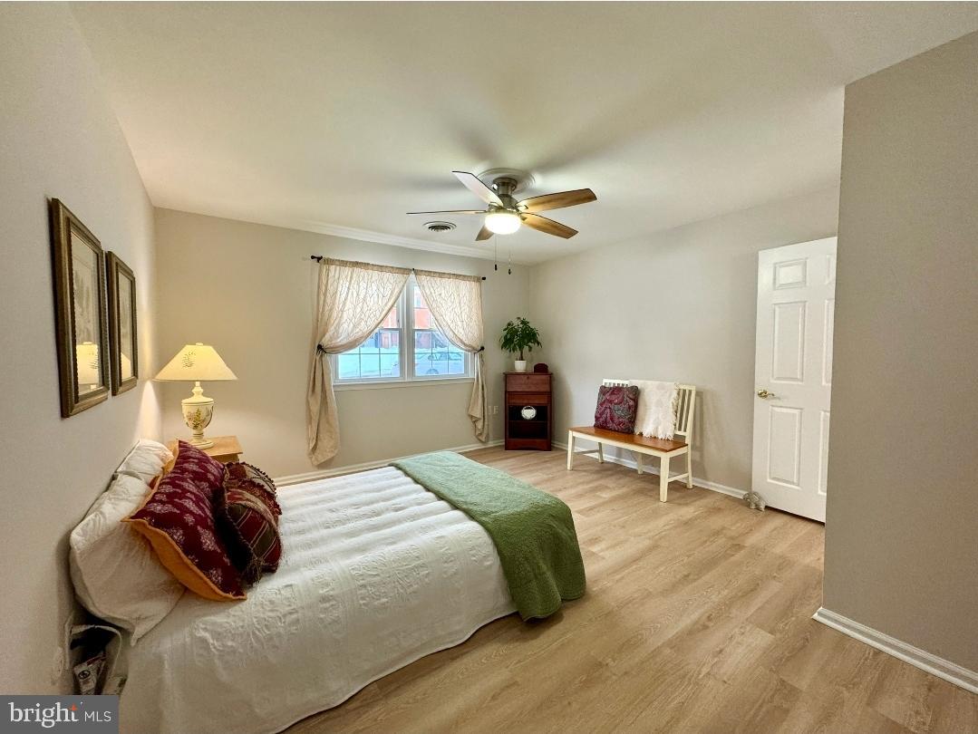 YARDLEY COMMONS - Residential