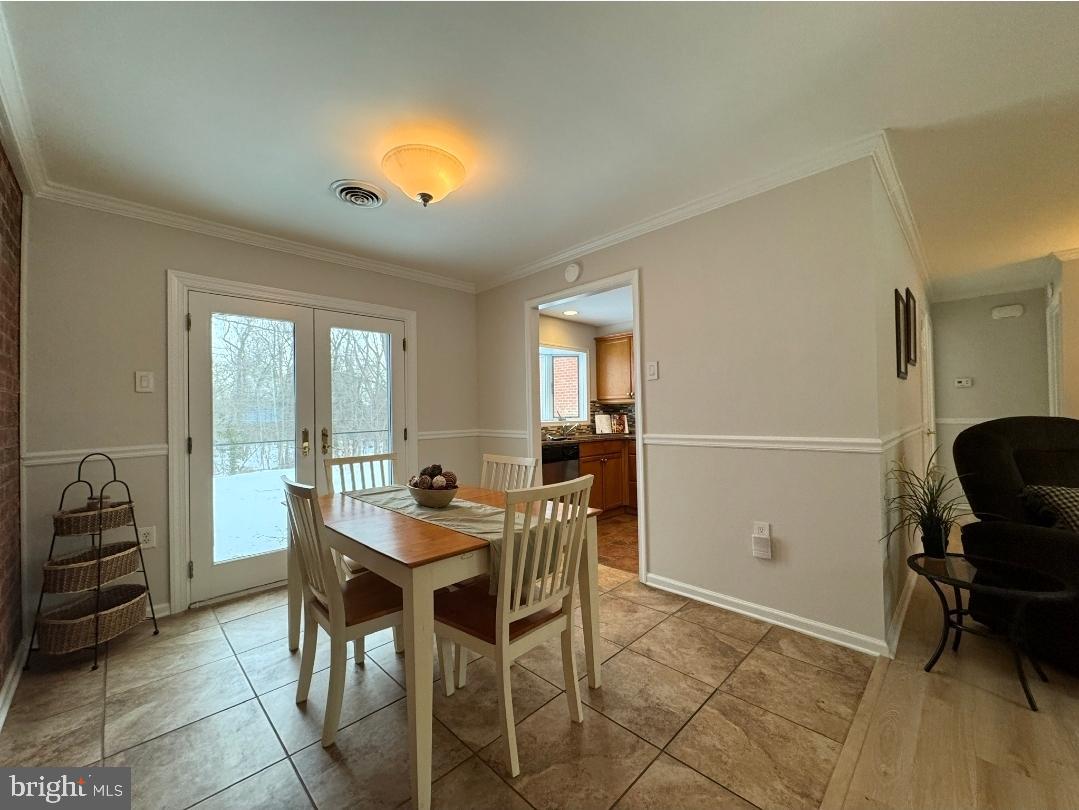 YARDLEY COMMONS - Residential