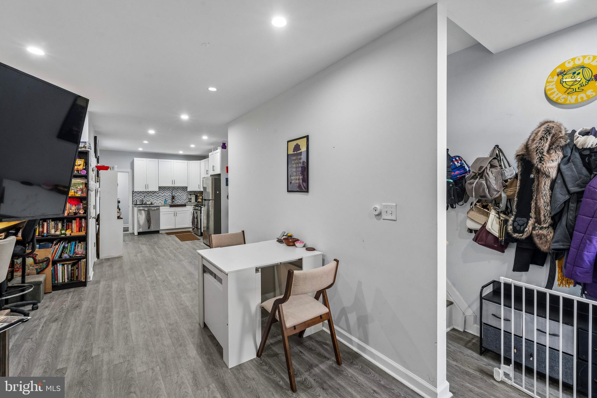 1549 N NEWKIRK STREET