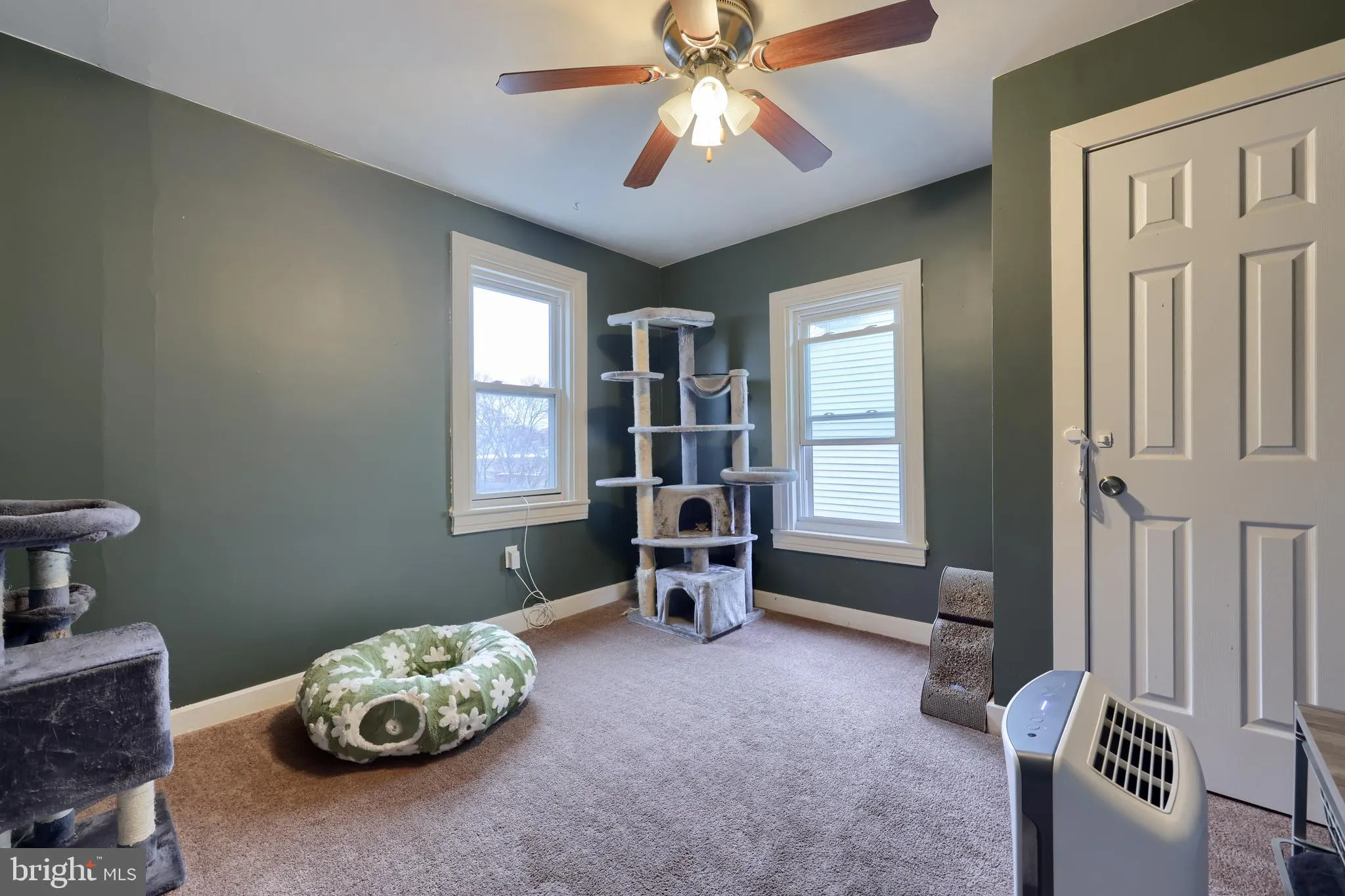 Womelsdorf, Pennsylvania 19567, United States, 4 Bedrooms Bedrooms, ,2 BathroomsBathrooms,Residential,Pending,9371