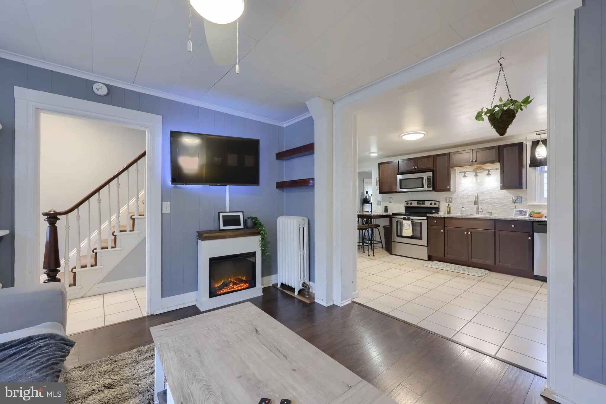 Womelsdorf, Pennsylvania 19567, United States, 4 Bedrooms Bedrooms, ,2 BathroomsBathrooms,Residential,Pending,9371