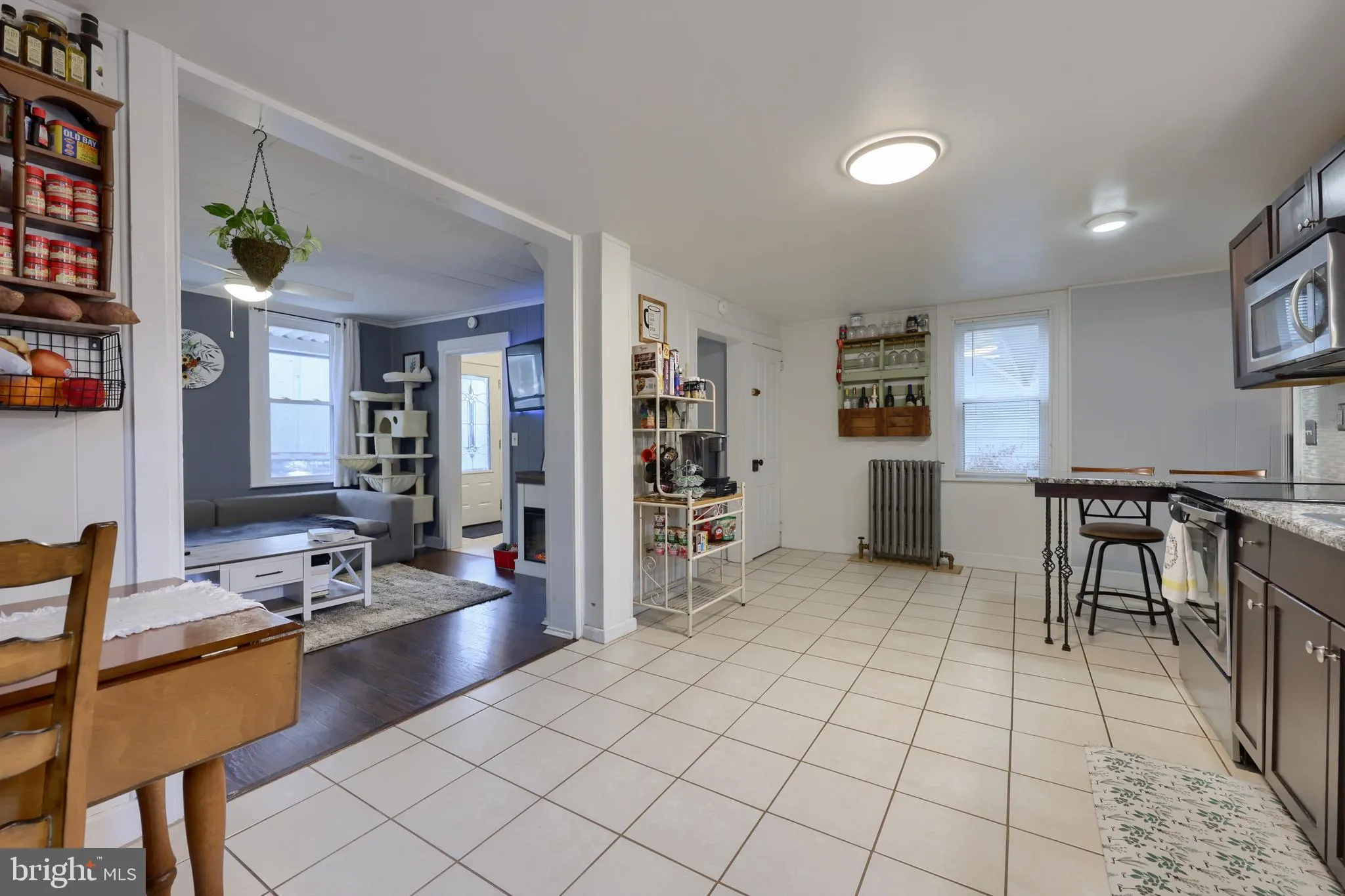 Womelsdorf, Pennsylvania 19567, United States, 4 Bedrooms Bedrooms, ,2 BathroomsBathrooms,Residential,Pending,9371