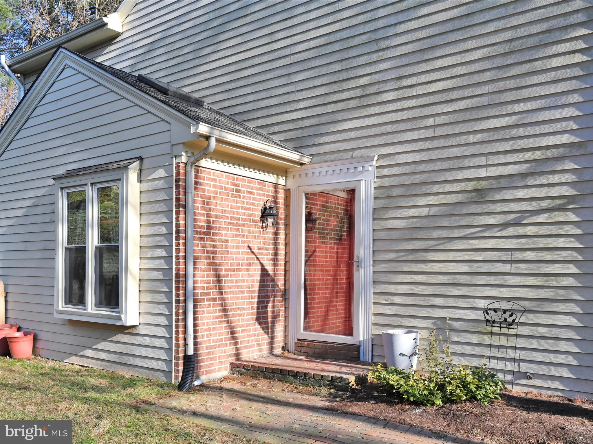 Mountville, Pennsylvania 17554, United States, 3 Bedrooms Bedrooms, ,3 BathroomsBathrooms,Residential,Pending,84585