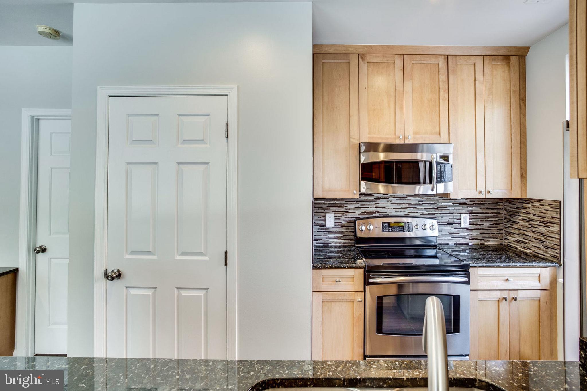 BRADDOCK PLACE - Residential Lease