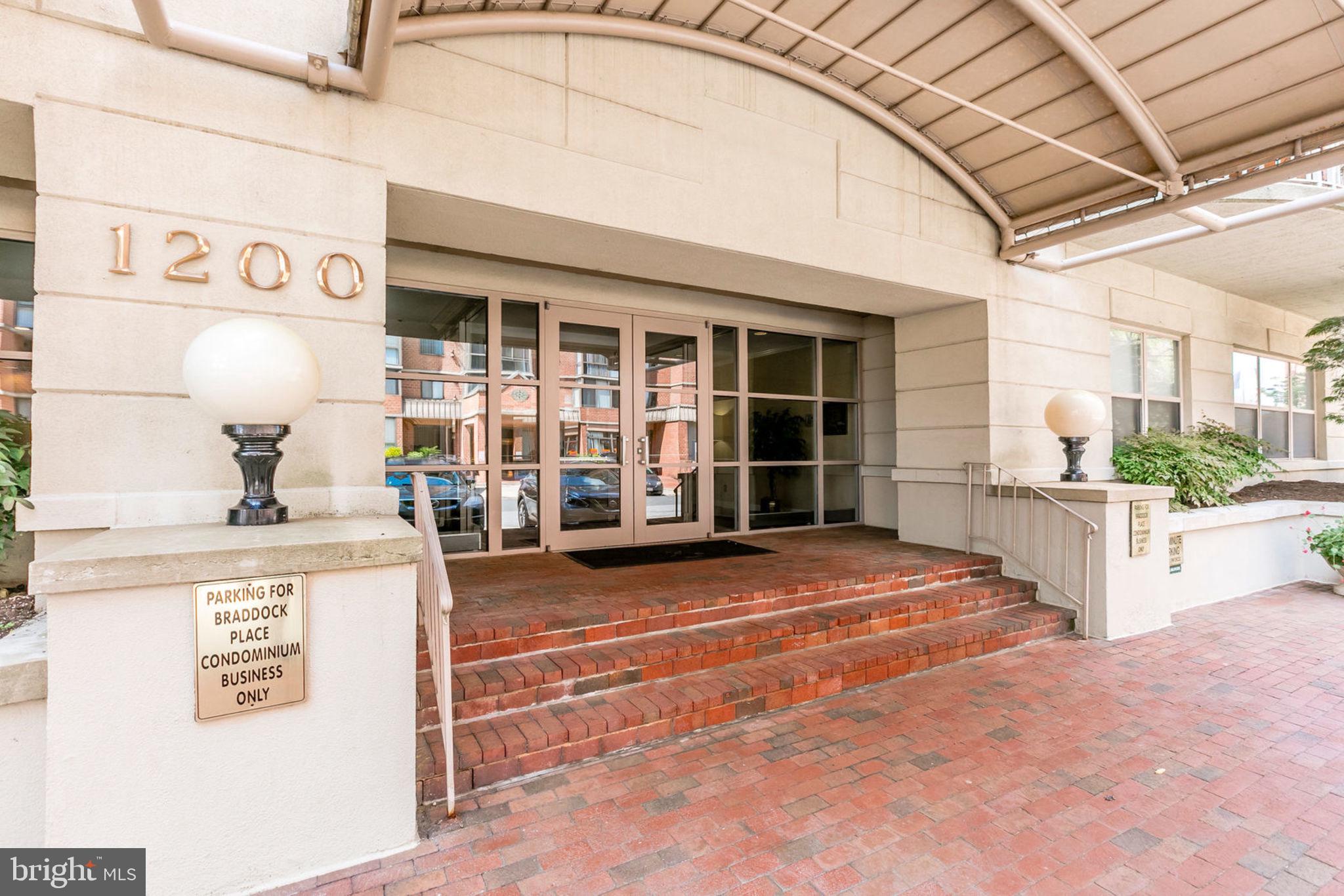 BRADDOCK PLACE - Residential Lease