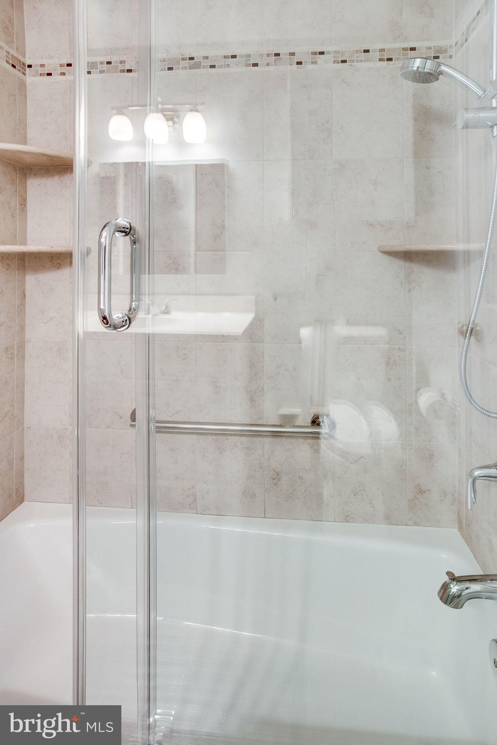 BRADDOCK PLACE - Residential Lease