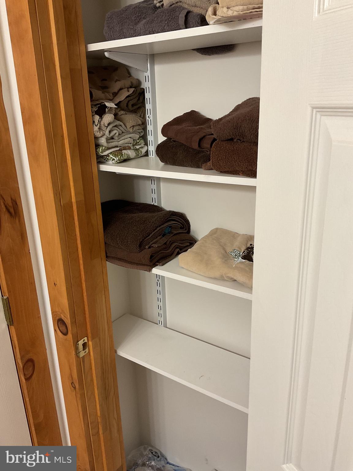 CABIN AT CAPON BRIDGE - Residential