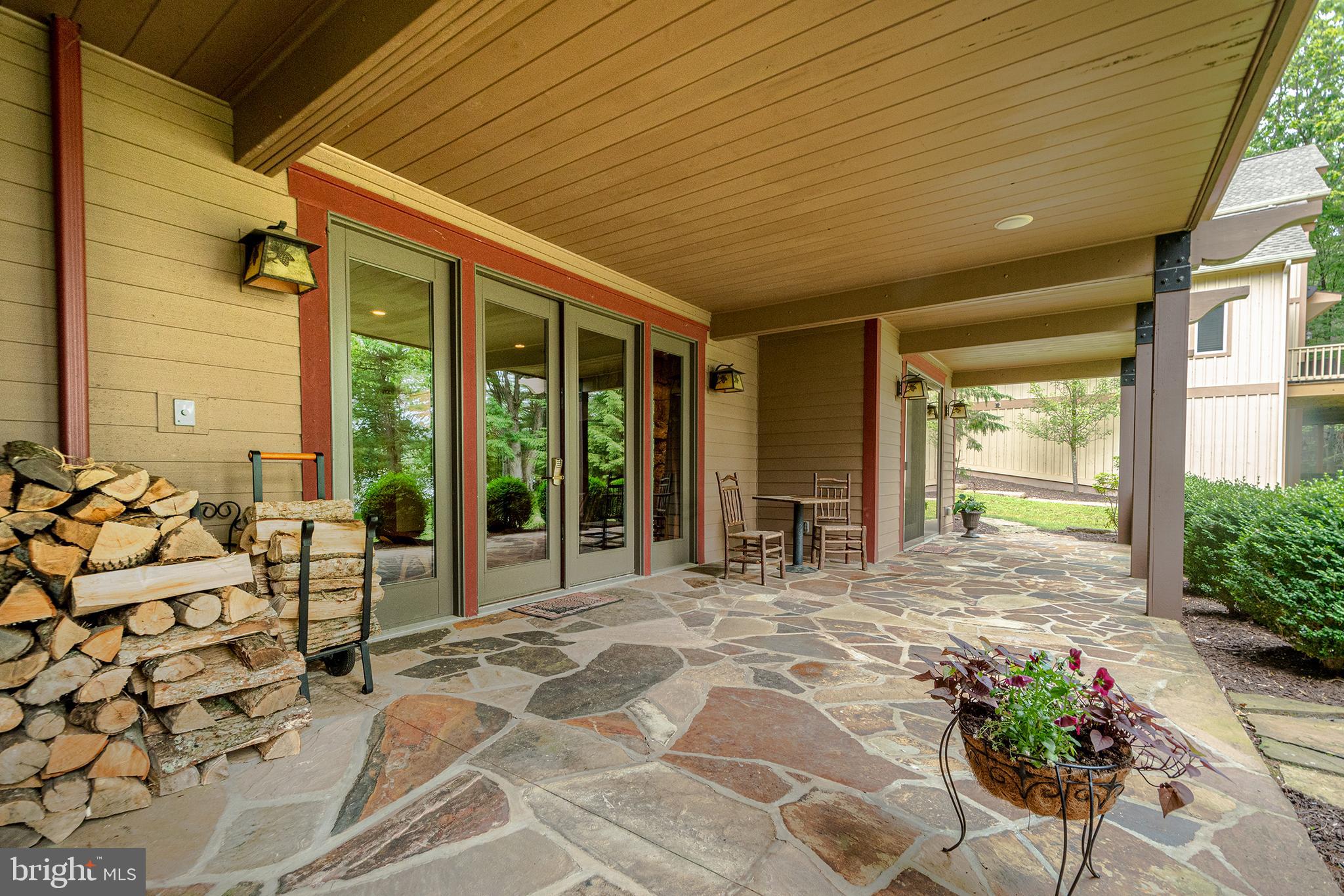 NORTH SHORE - Residential