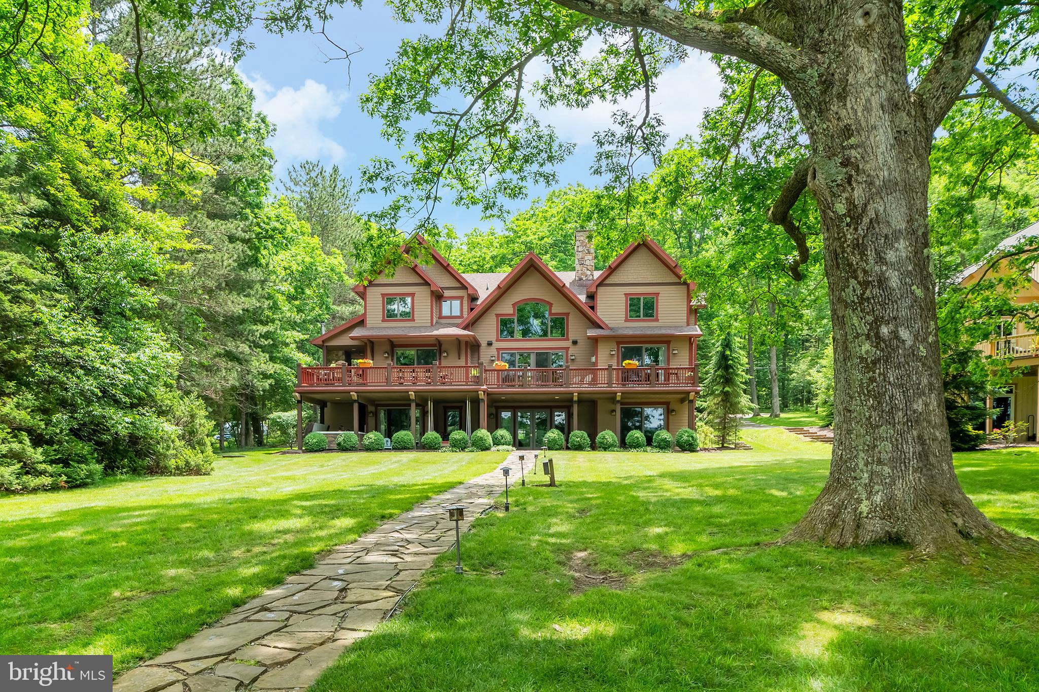 NORTH SHORE - Residential