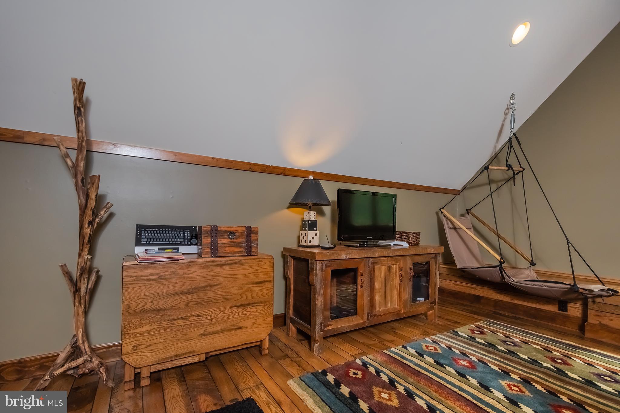 NORTH SHORE - Residential