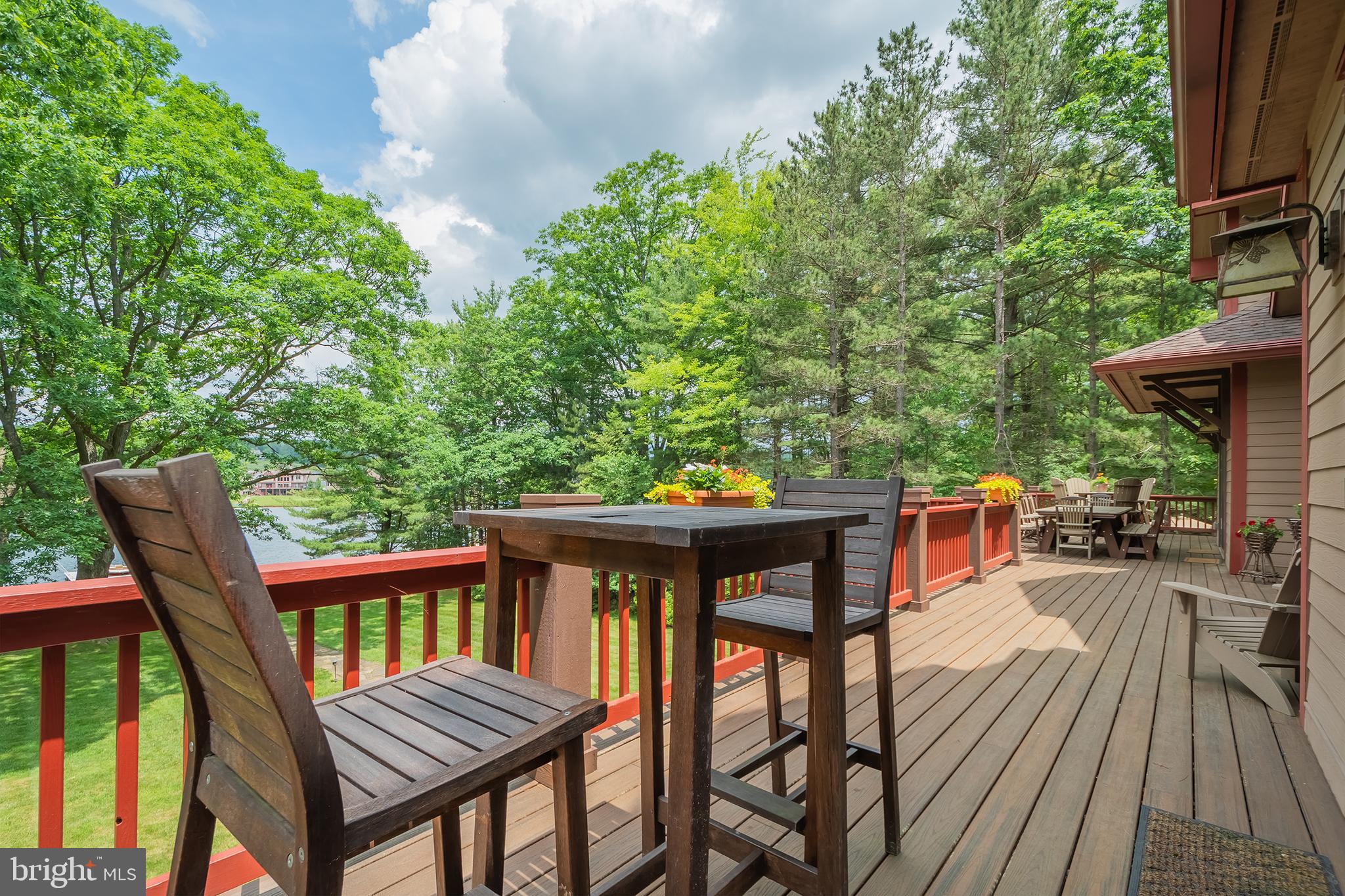 NORTH SHORE - Residential