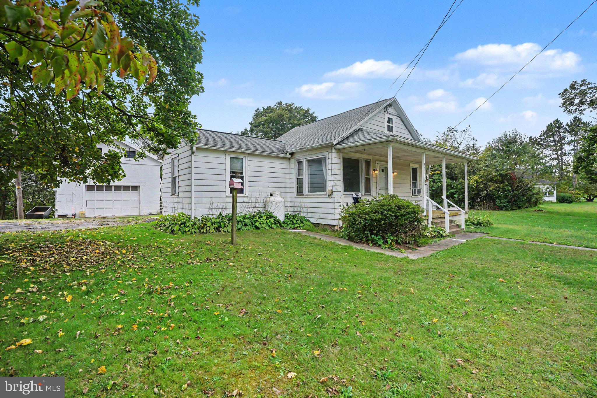 2701 MIDDLE RIDGE ROAD