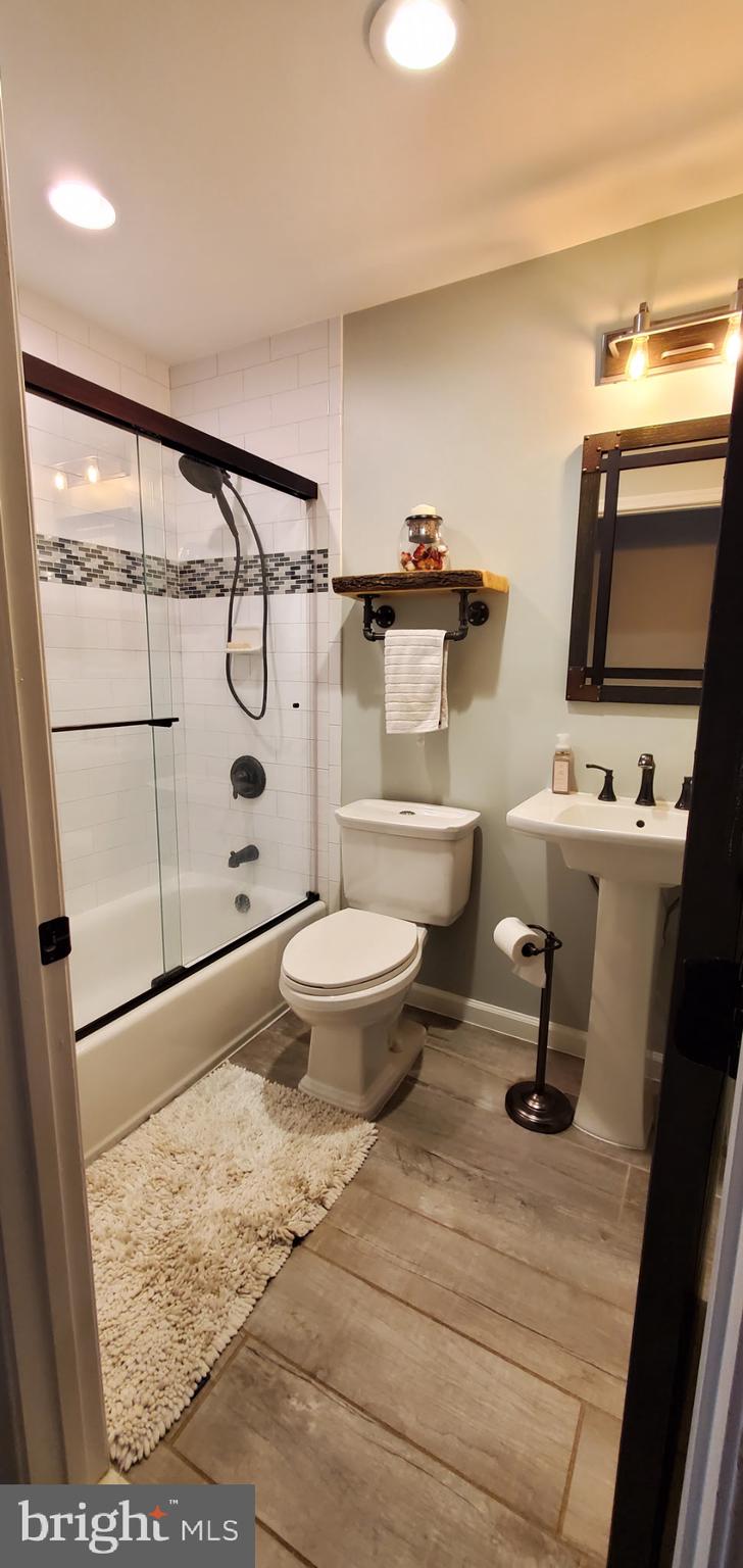 MOUNTAIN FARM - Residential