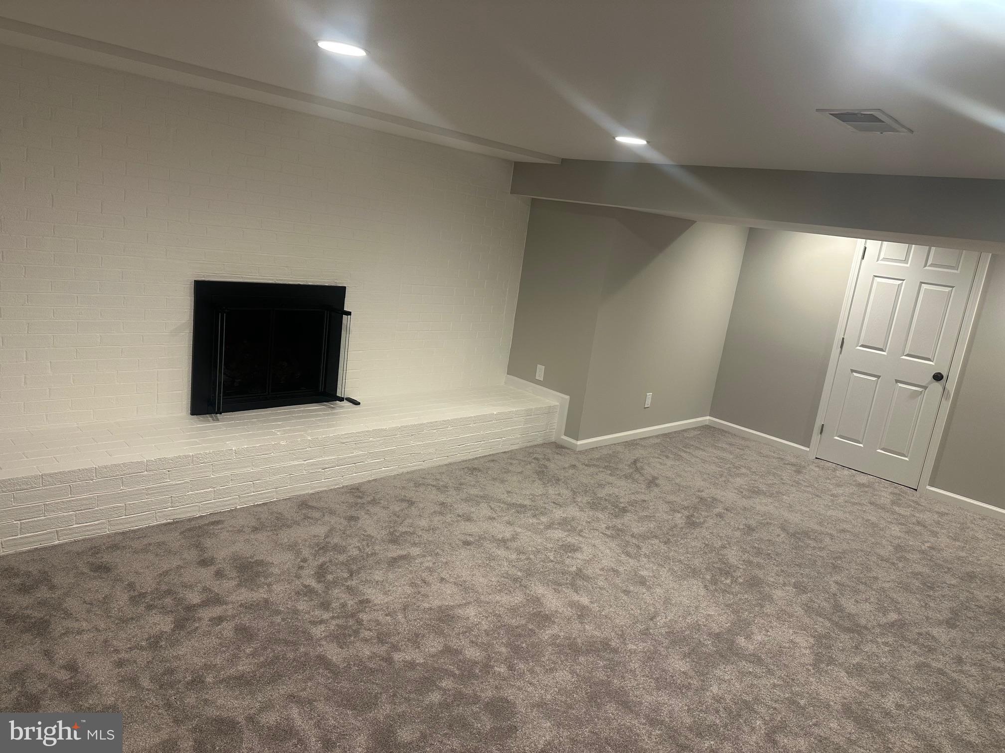 MOUNTAIN FARM - Residential