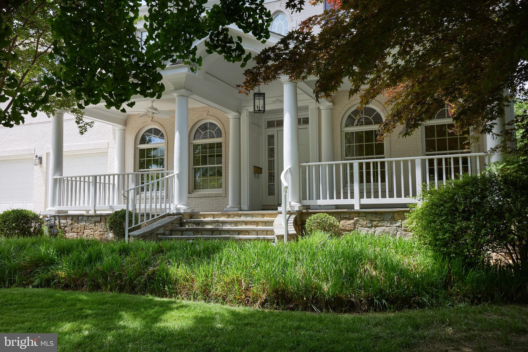 BATTERY PARK - Residential