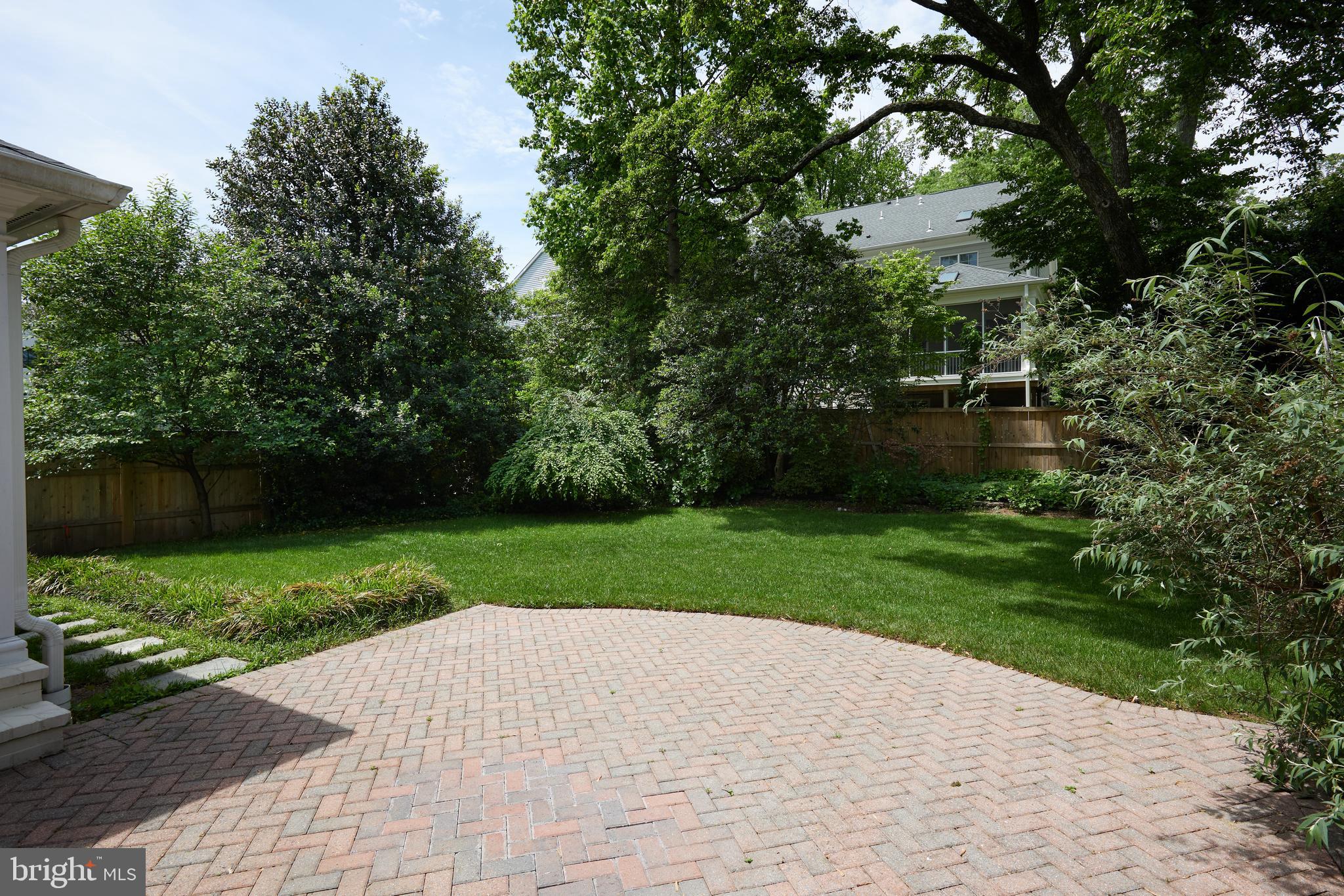 BATTERY PARK - Residential