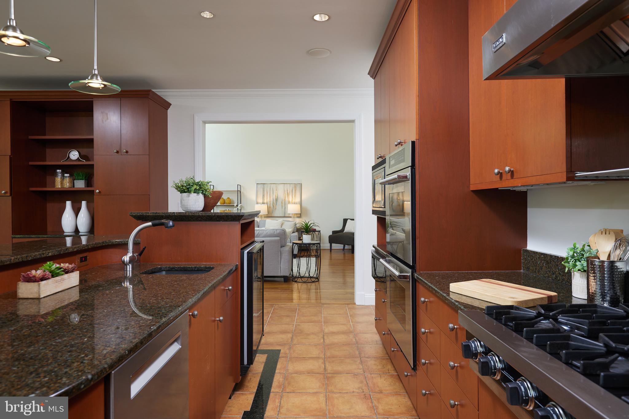 BATTERY PARK - Residential