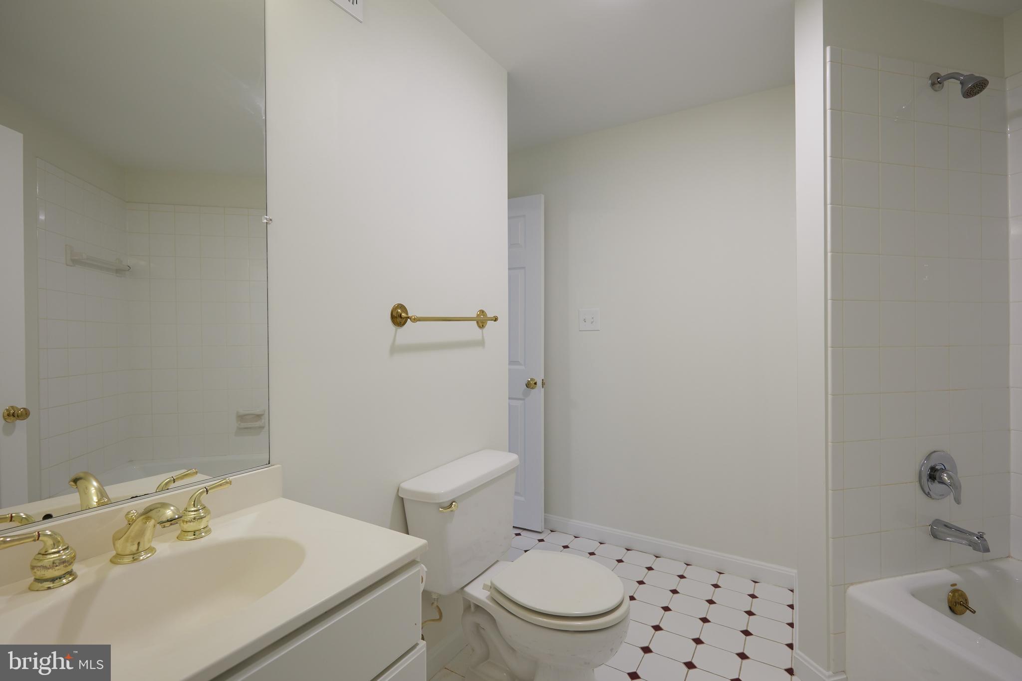 BATTERY PARK - Residential