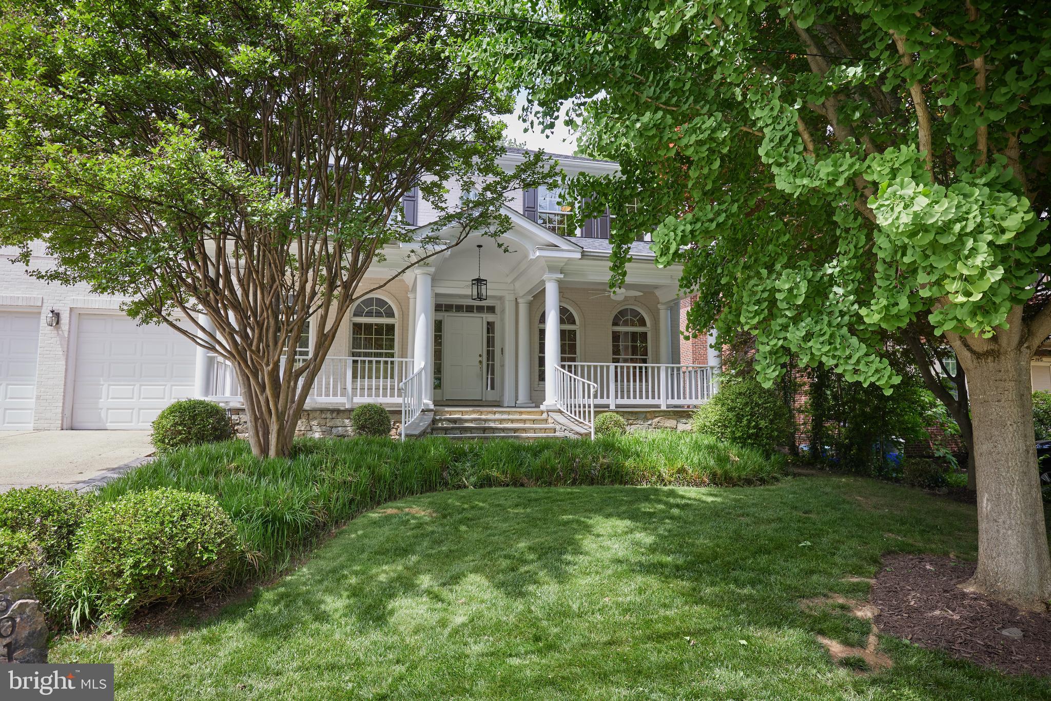 BATTERY PARK - Residential