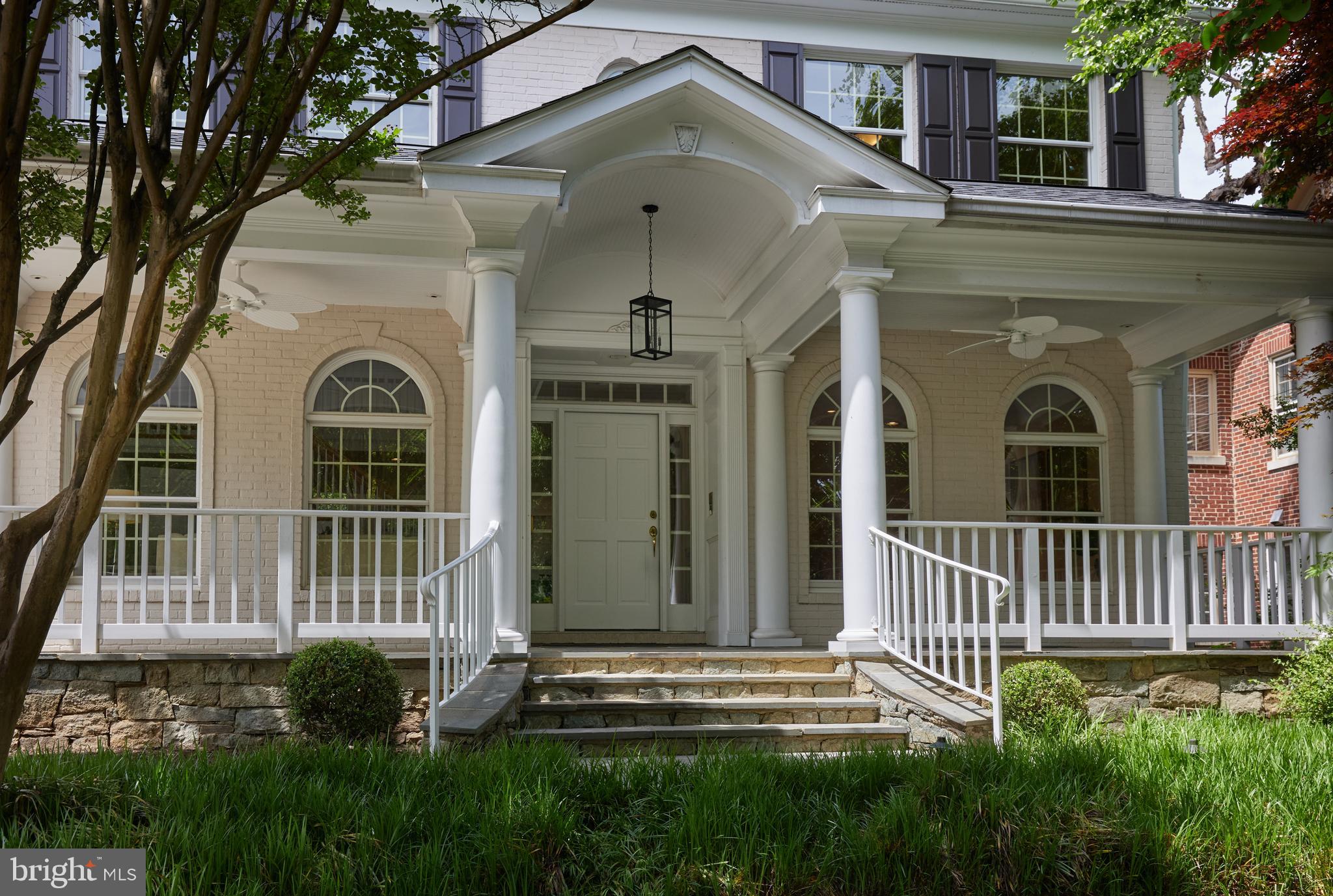 BATTERY PARK - Residential