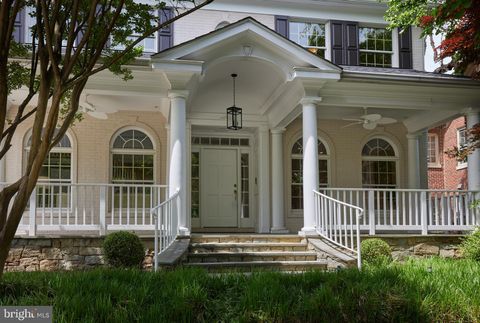 Photo of 8010 Maple Ridge Road, Bethesda, MD 20814 (MLS # MDMC2131204) Photo of 8010 Maple Ridge Road, Bethesda, MD 20814 (MLS # MDMC2131204)