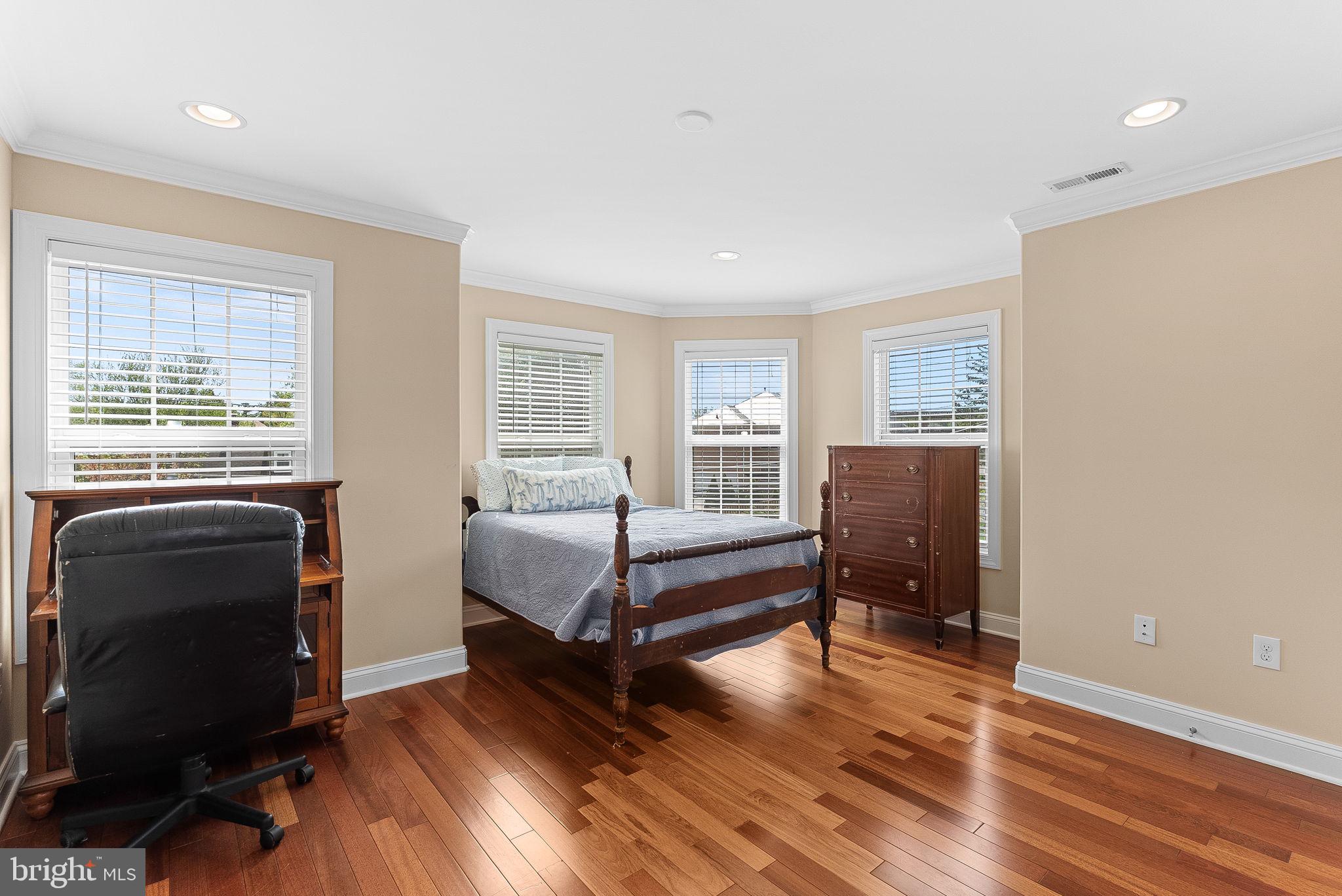 WYNFIELD - Residential