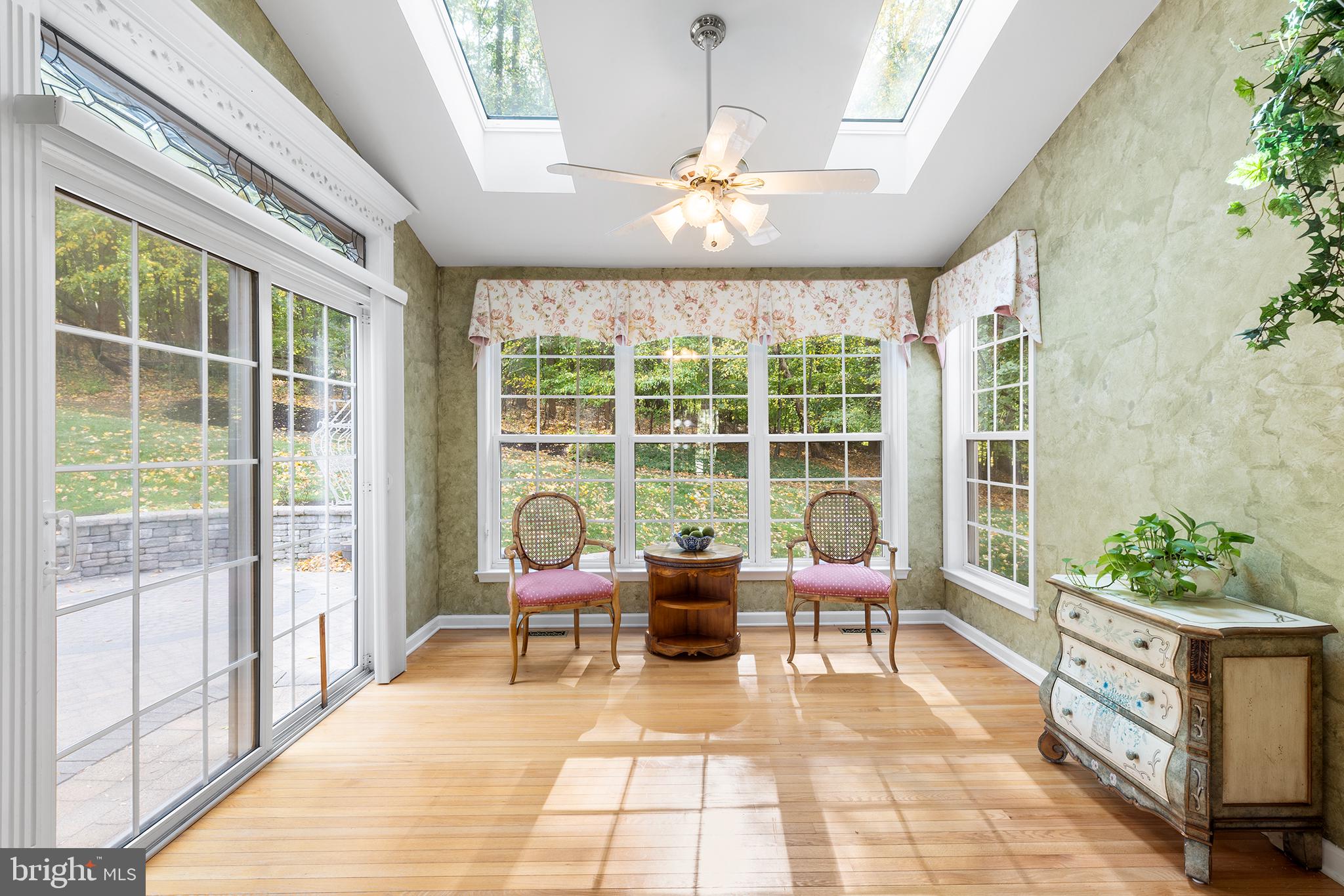 WHITEWOODS - Residential