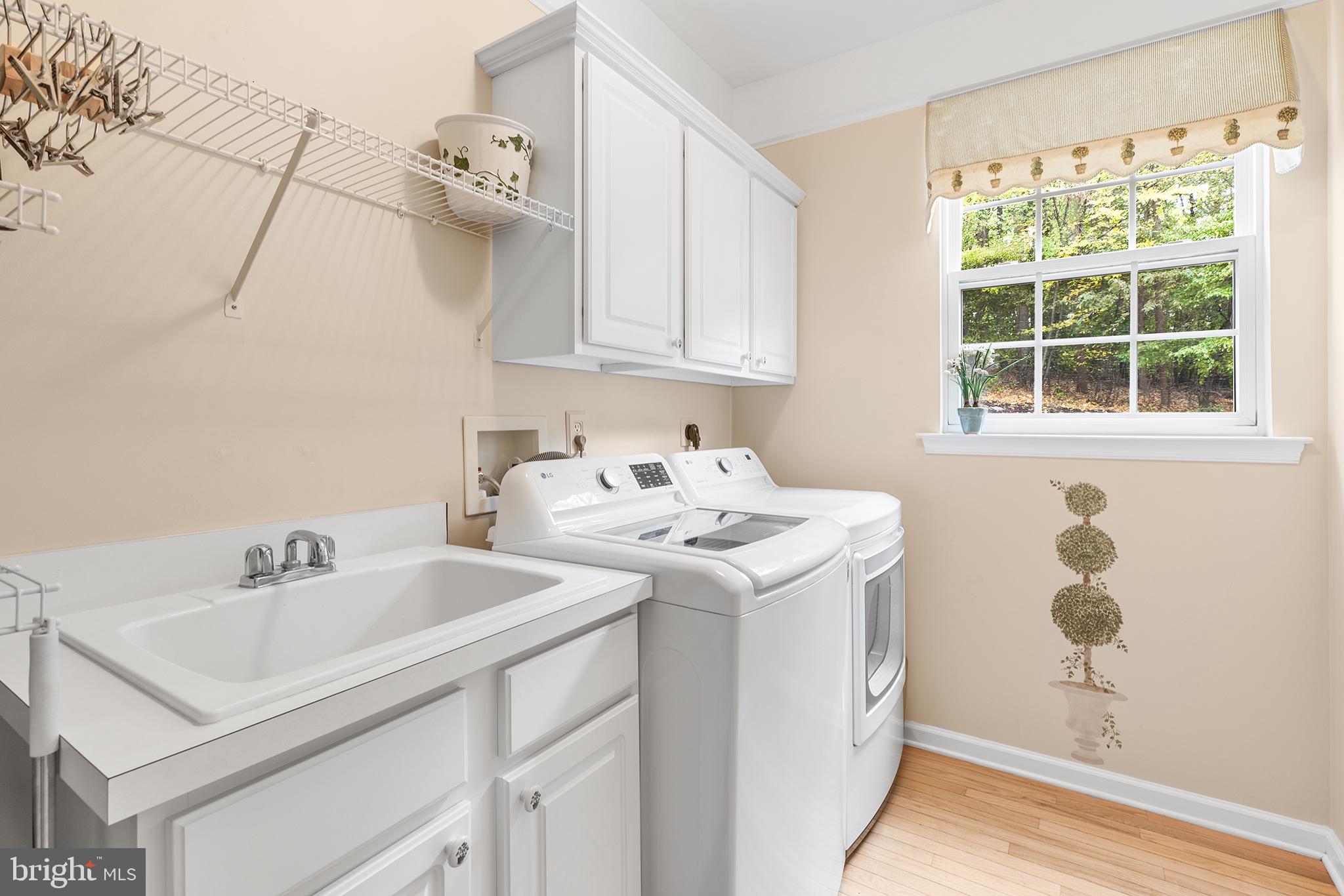 WHITEWOODS - Residential