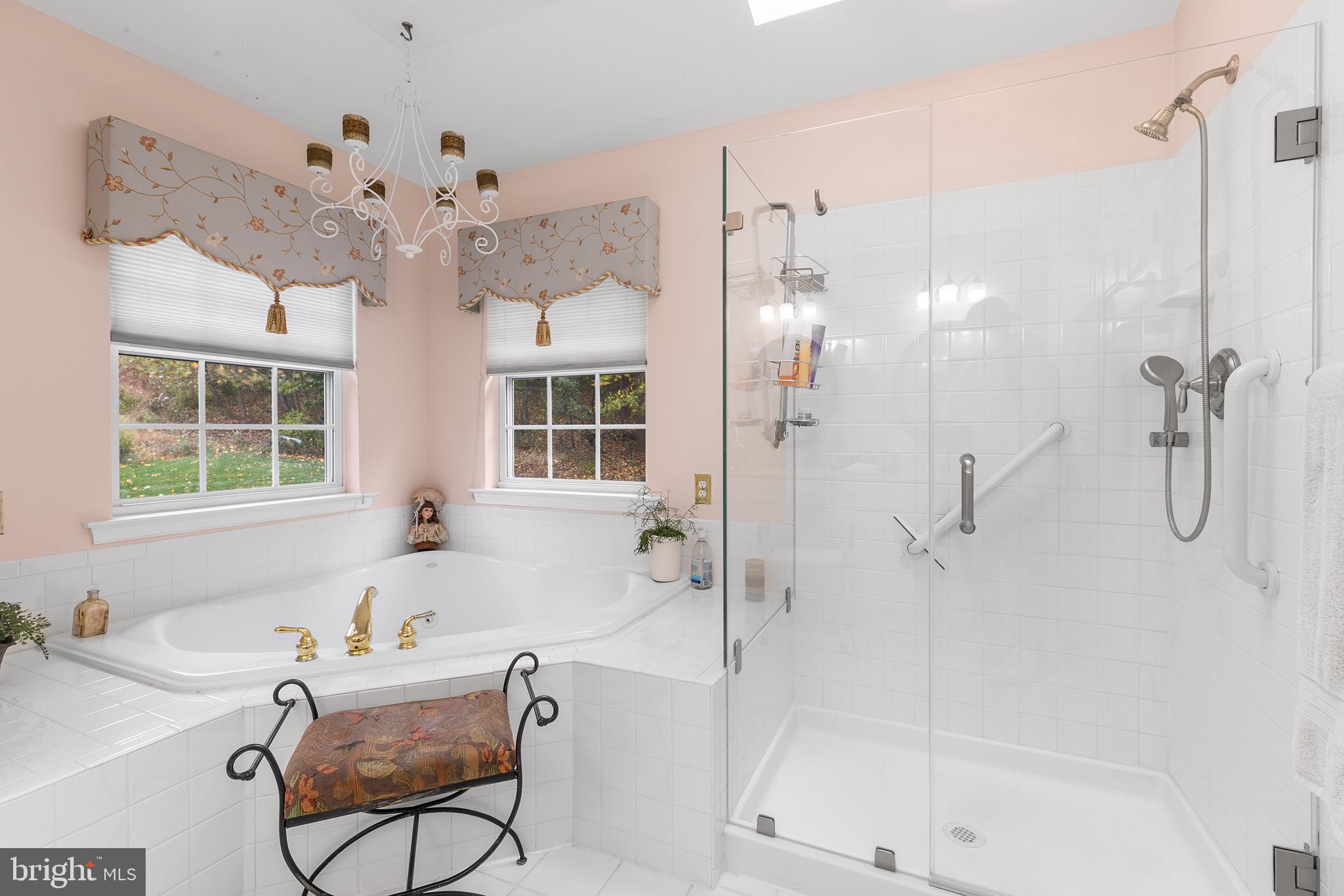 WHITEWOODS - Residential