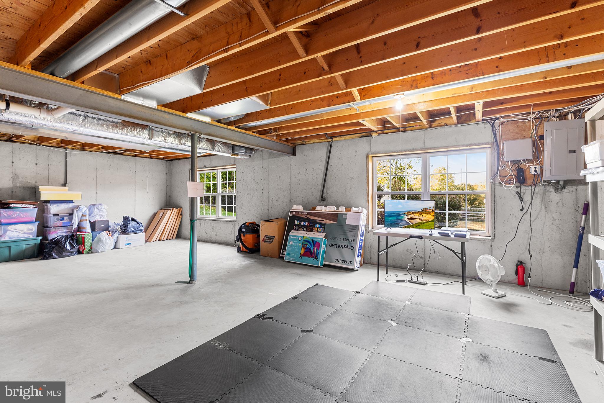 WHITEWOODS - Residential