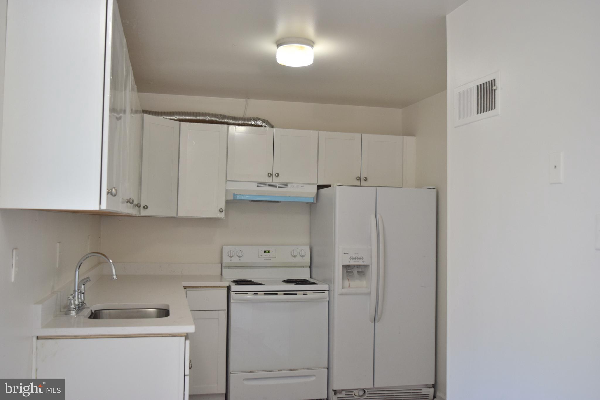 BRAGG HILL TOWNHOUSES - Residential Lease