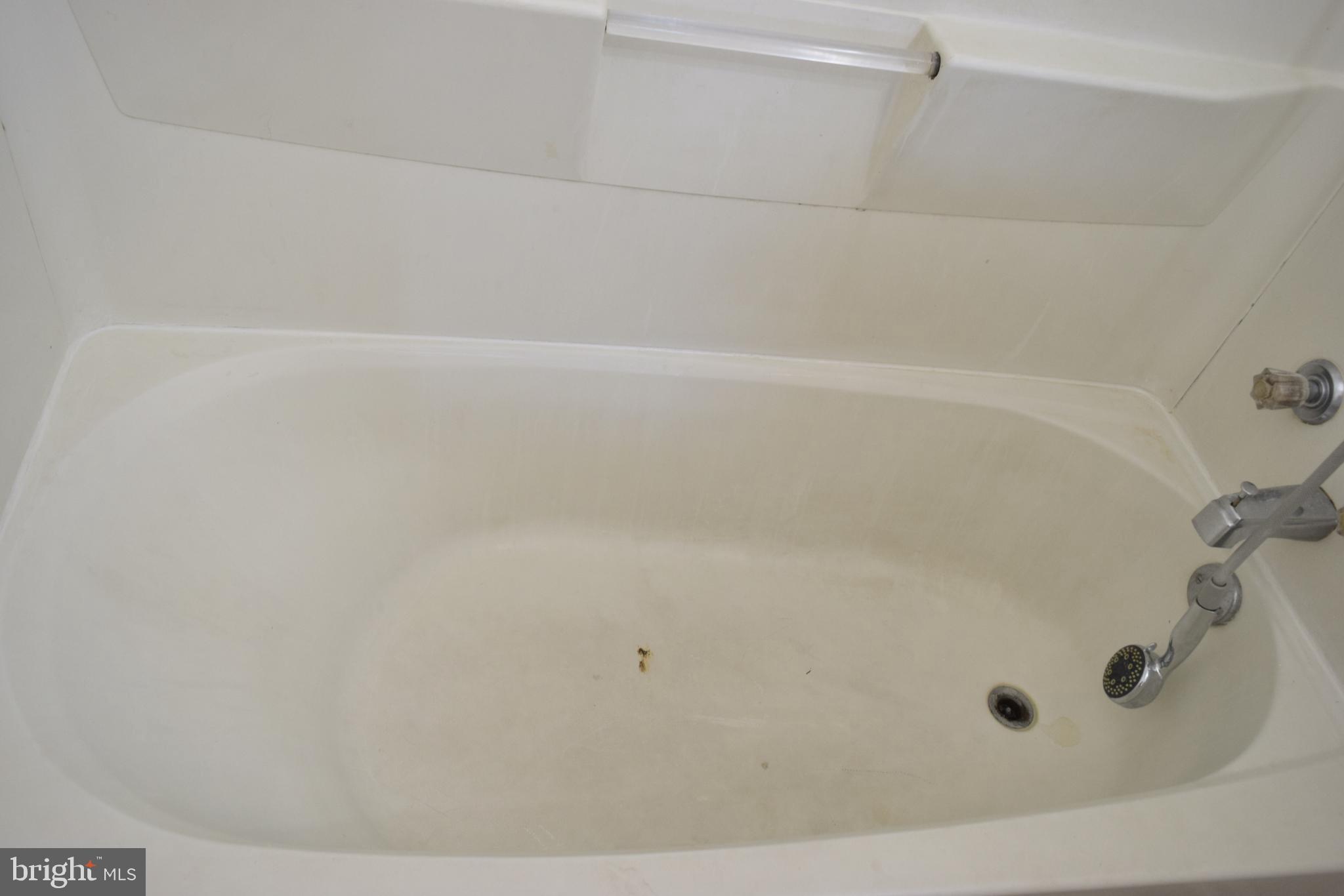 BRAGG HILL TOWNHOUSES - Residential Lease